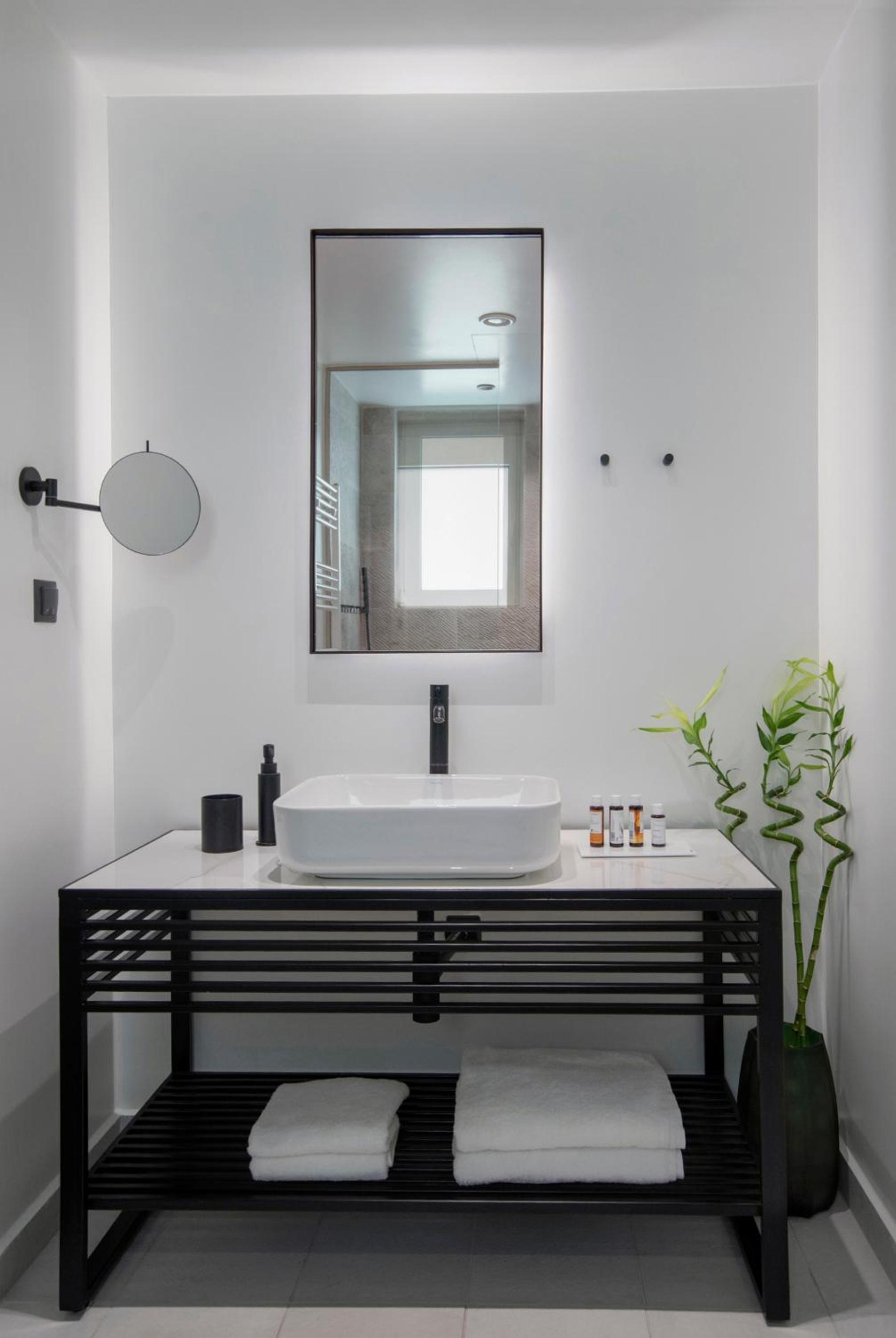Glyfada South42