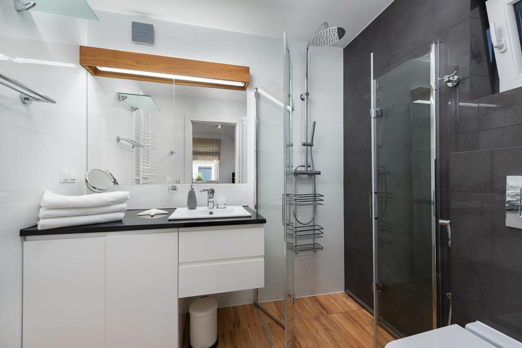 ApartDomek7b Jasne Wybrzeże - nowy i luksusowy view 5