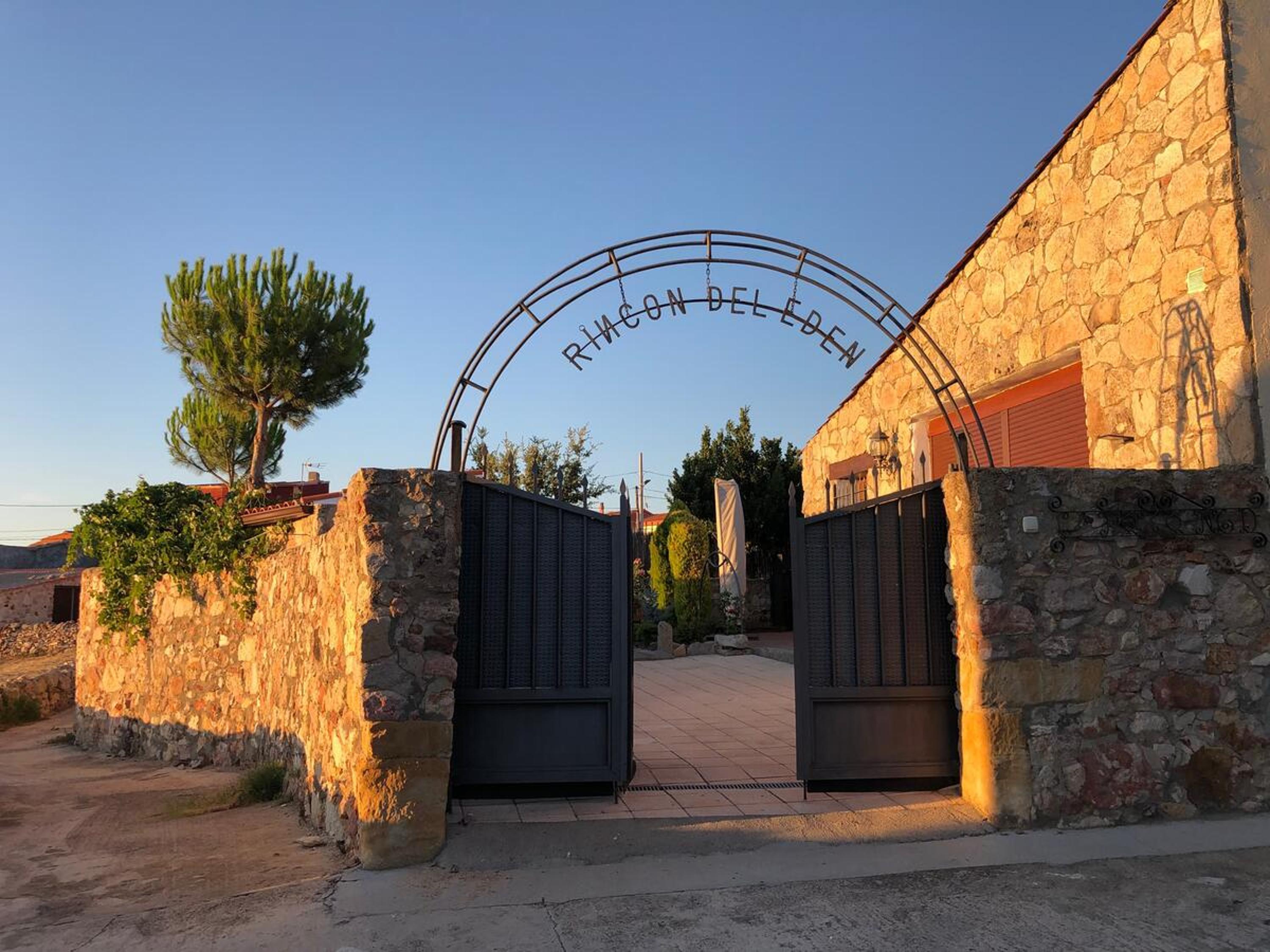 Casa Rural "Rincón del Edén" view 3
