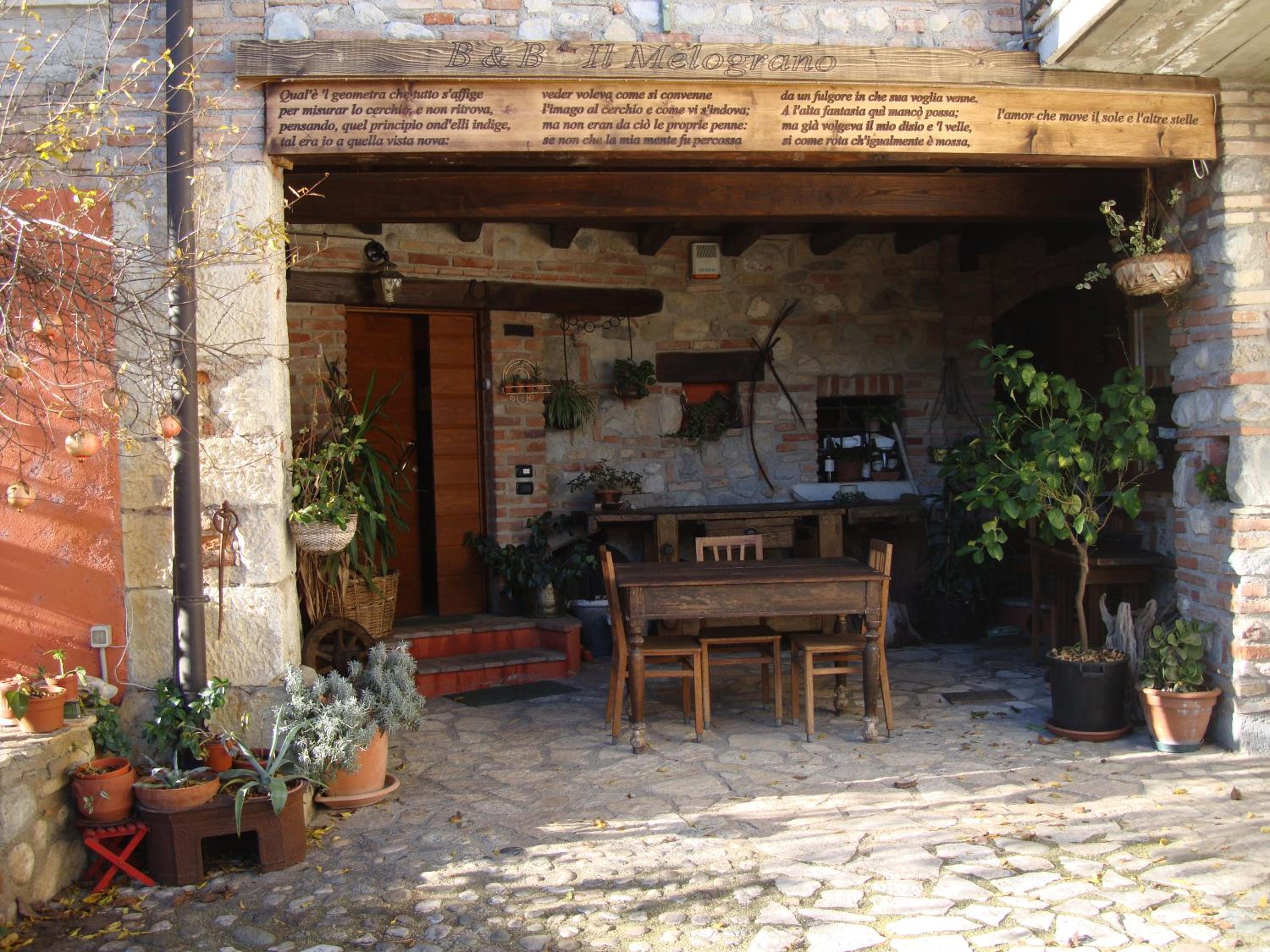 B&B Il Melograno del Garda view 4