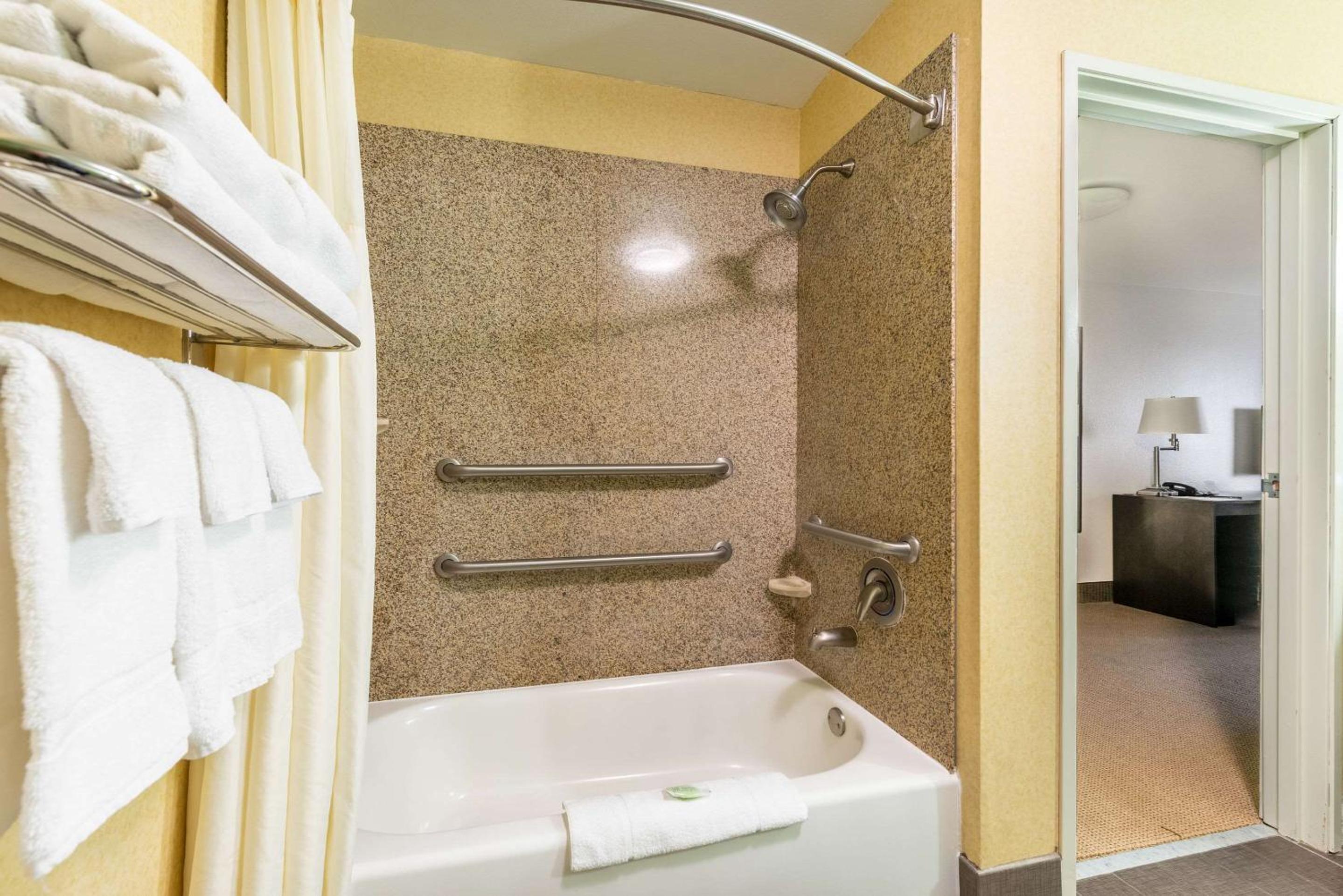 Ruston Vacations - Sleep Inn Suites Ruston Near University - Property Image 15