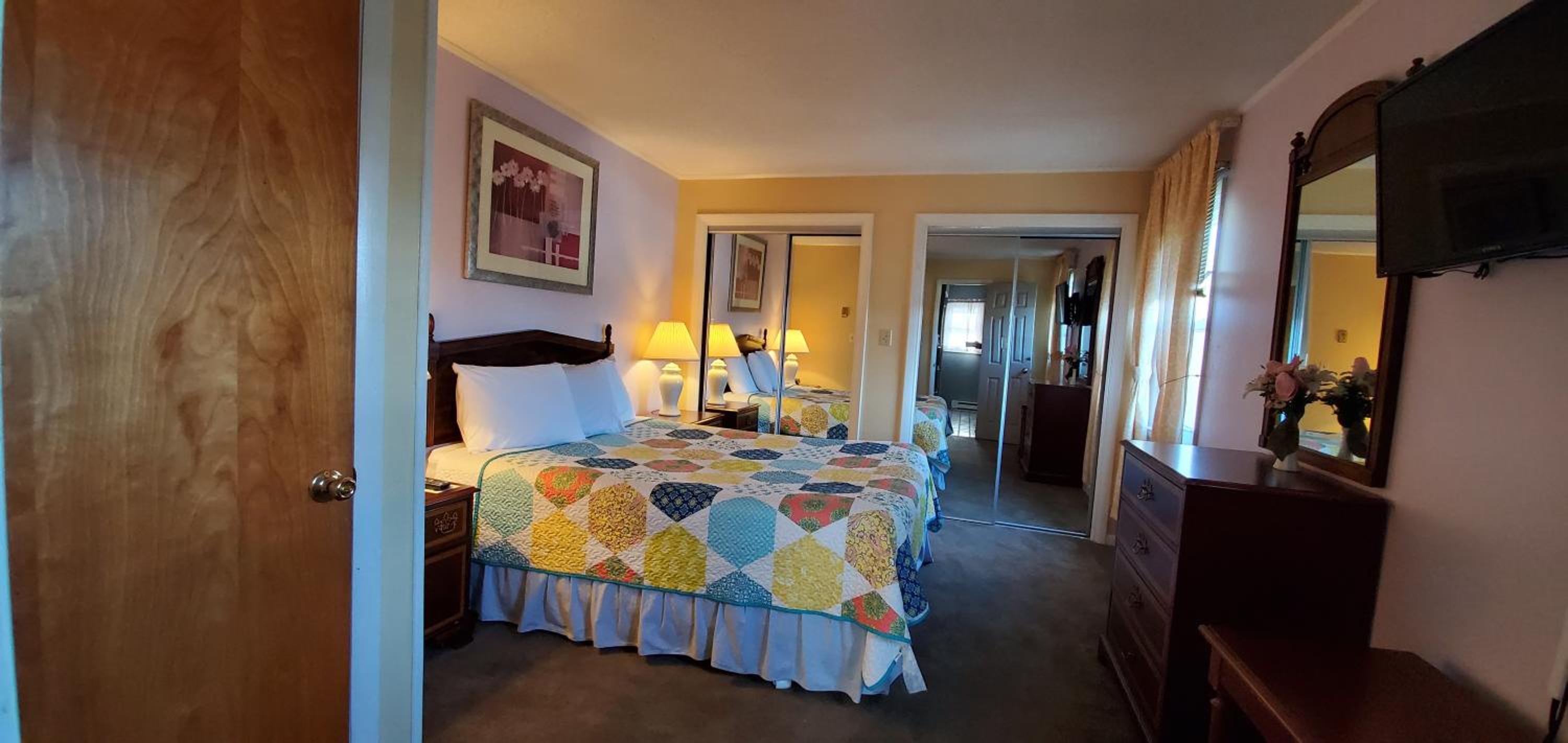 Pinebrook Motel