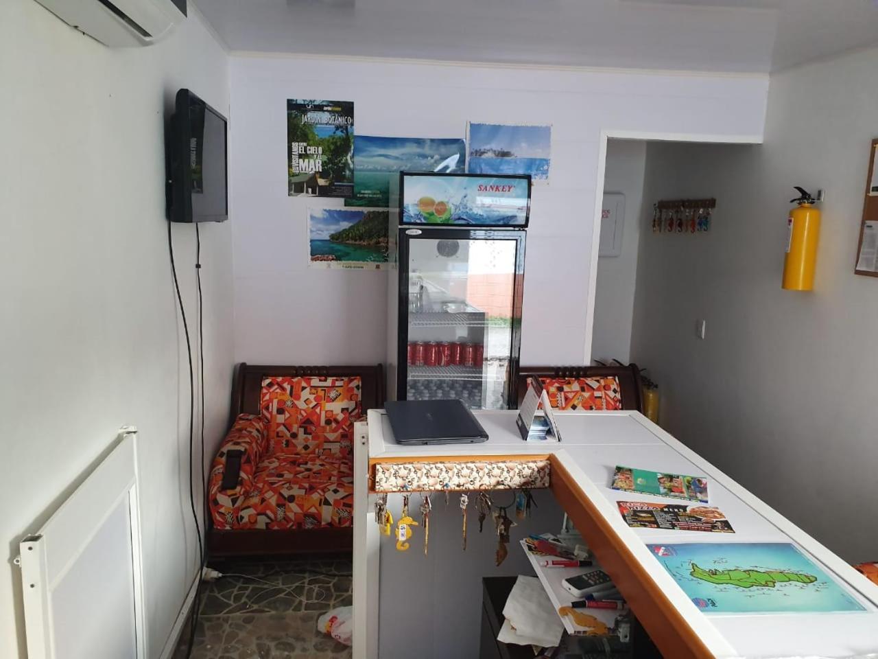 Victoria's Gennie Bay Village Hostal view 5