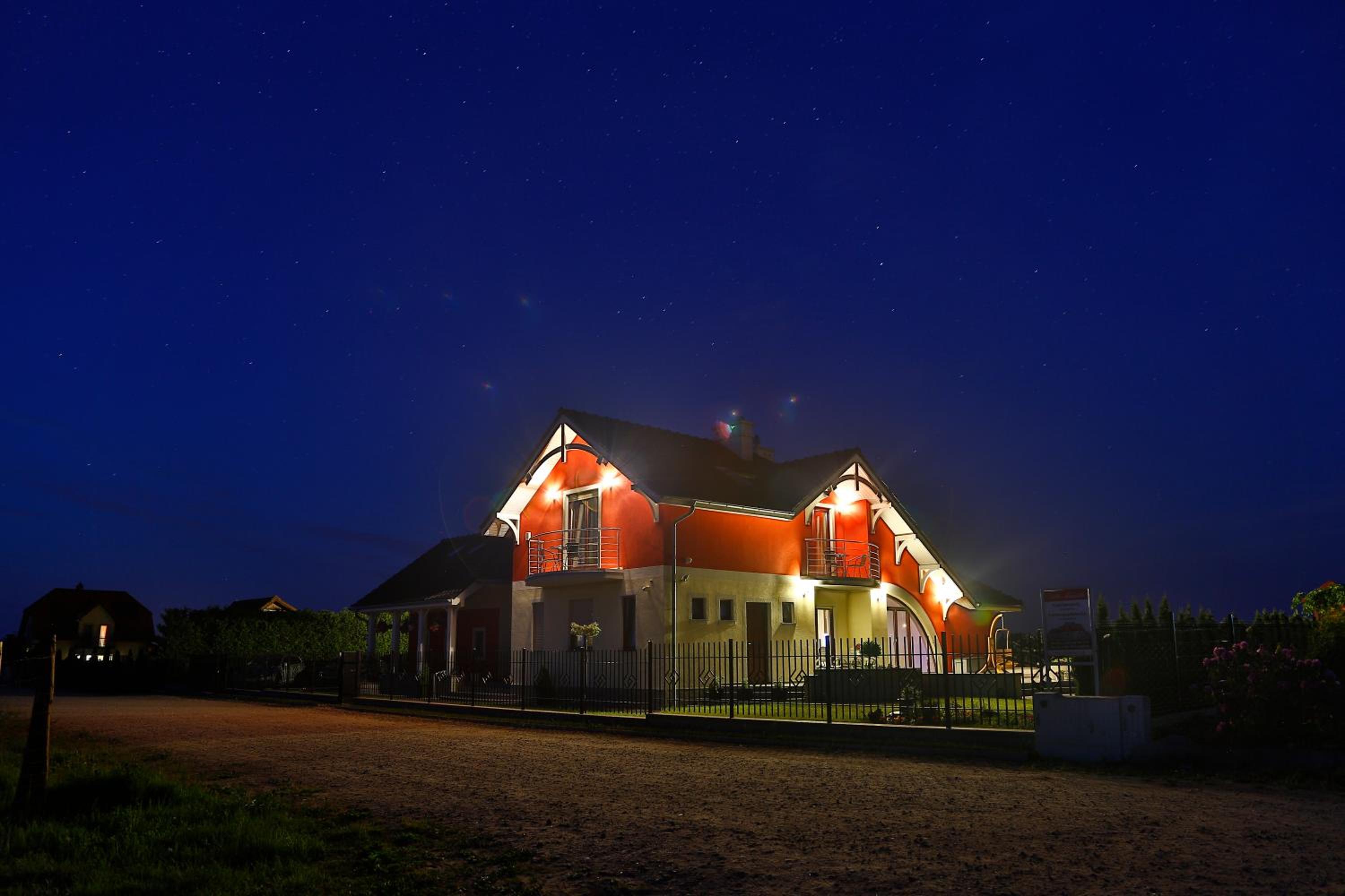 Photo 45