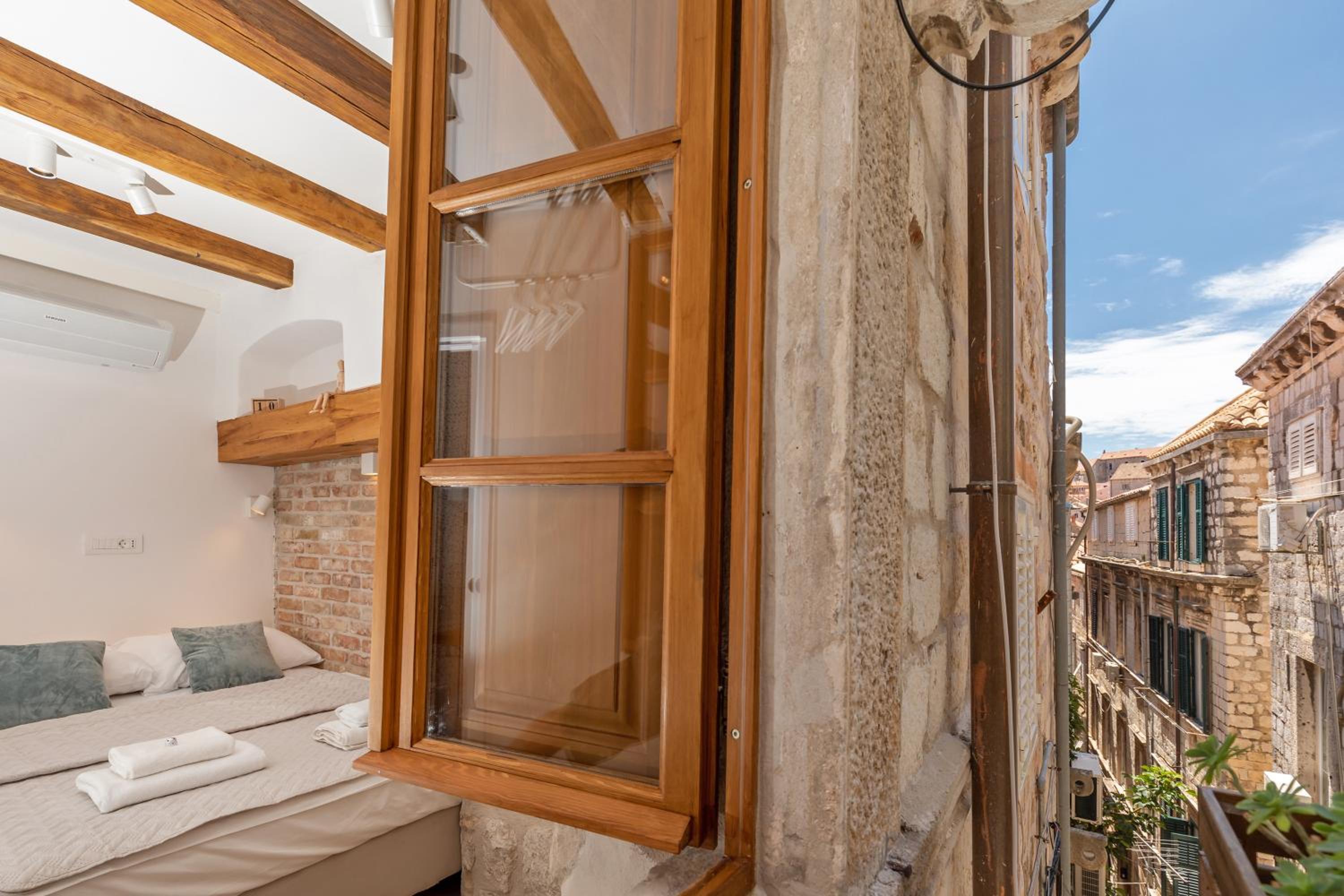 Live Laugh Love Dubrovnik Luxury Rooms