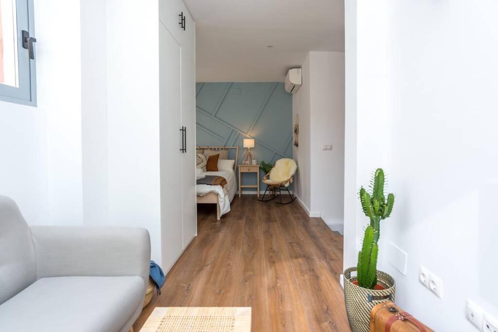 TGH/ Málaga center western style