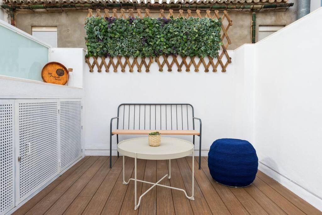TGH/ Málaga center western style