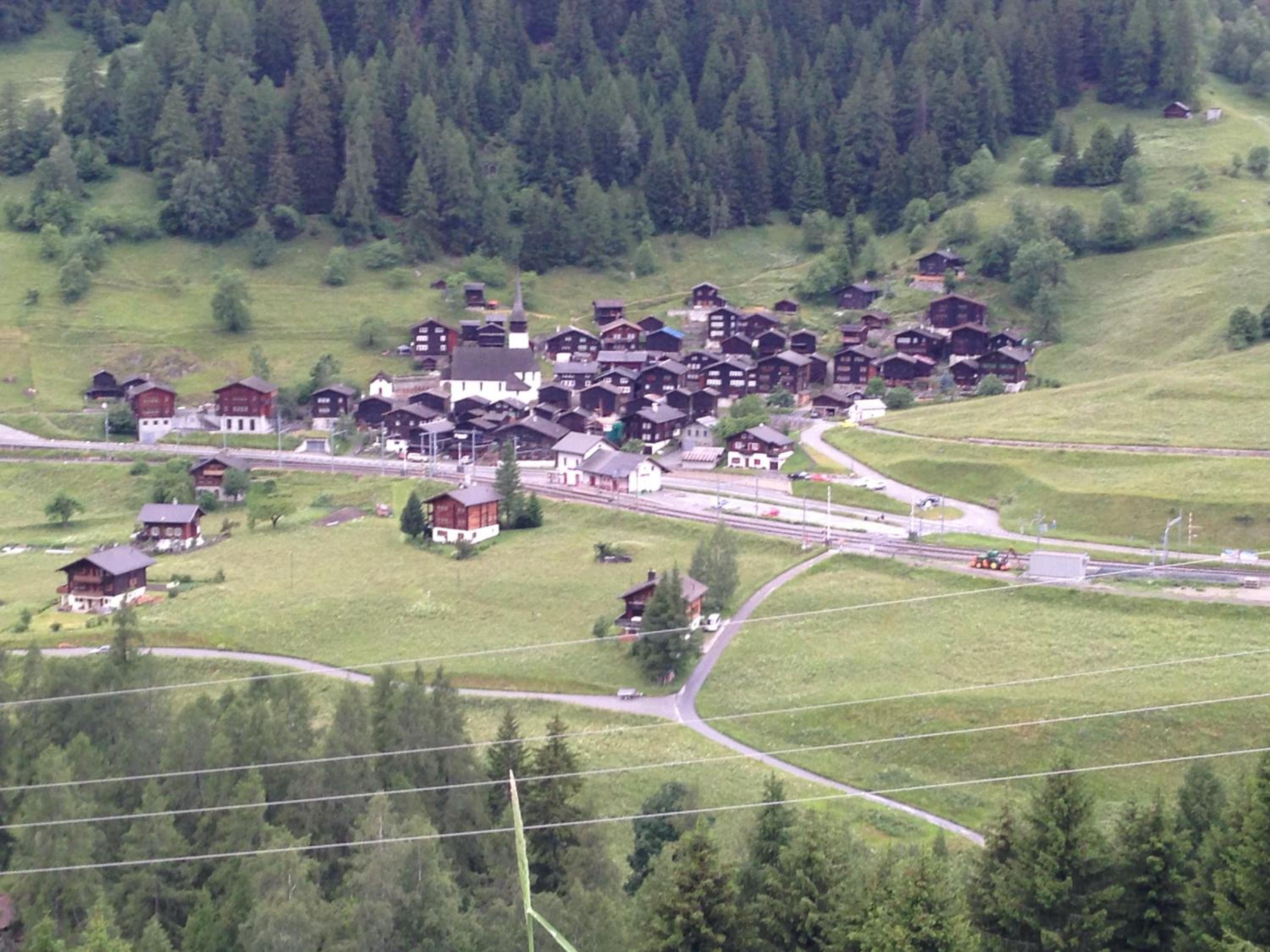 Photo 10