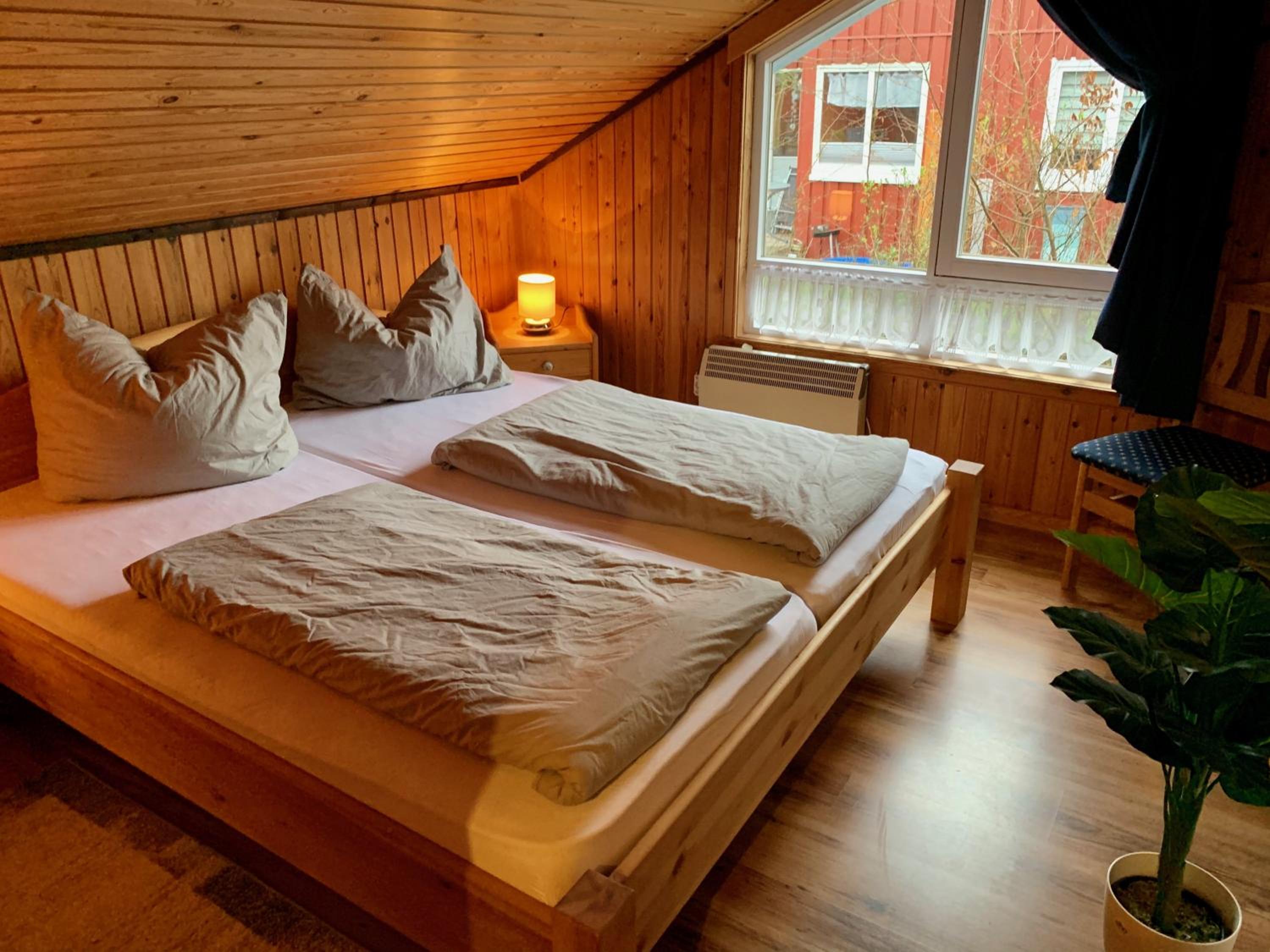 Komfort-Ferienhaus - Extertal-Ferienpark für 1-5 Personen Sauna Natur