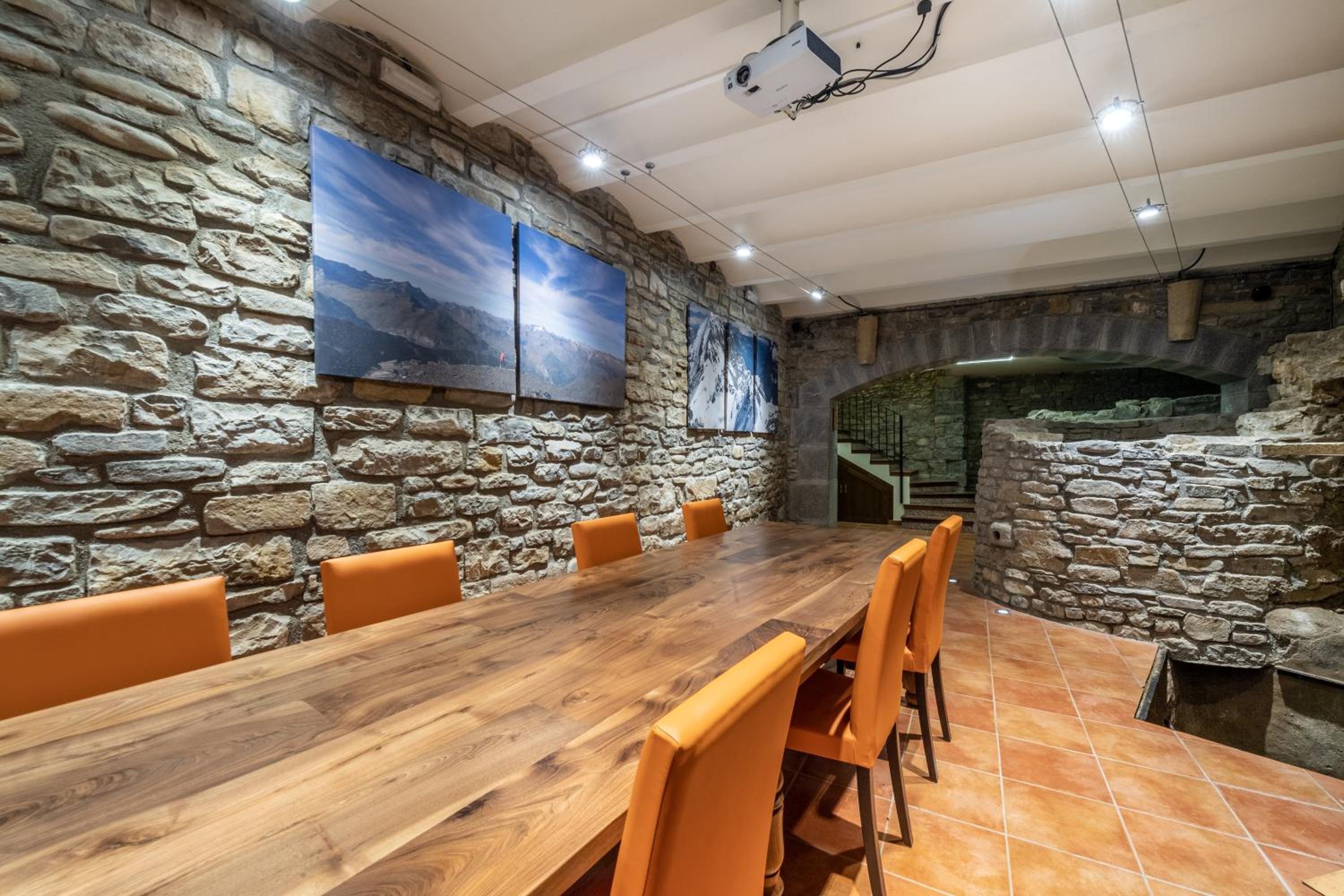 meeting & event spaces