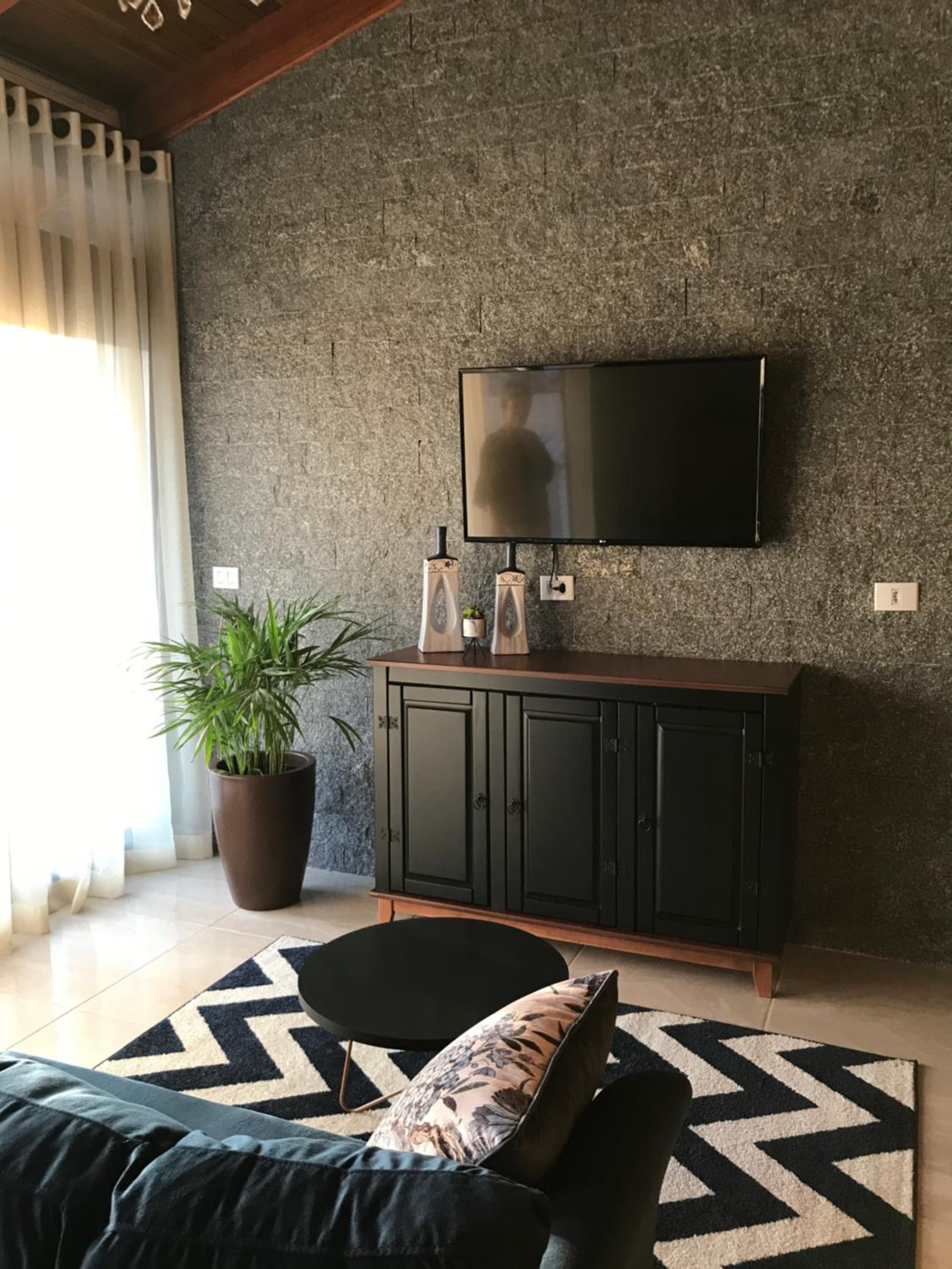 Canyons Guest House