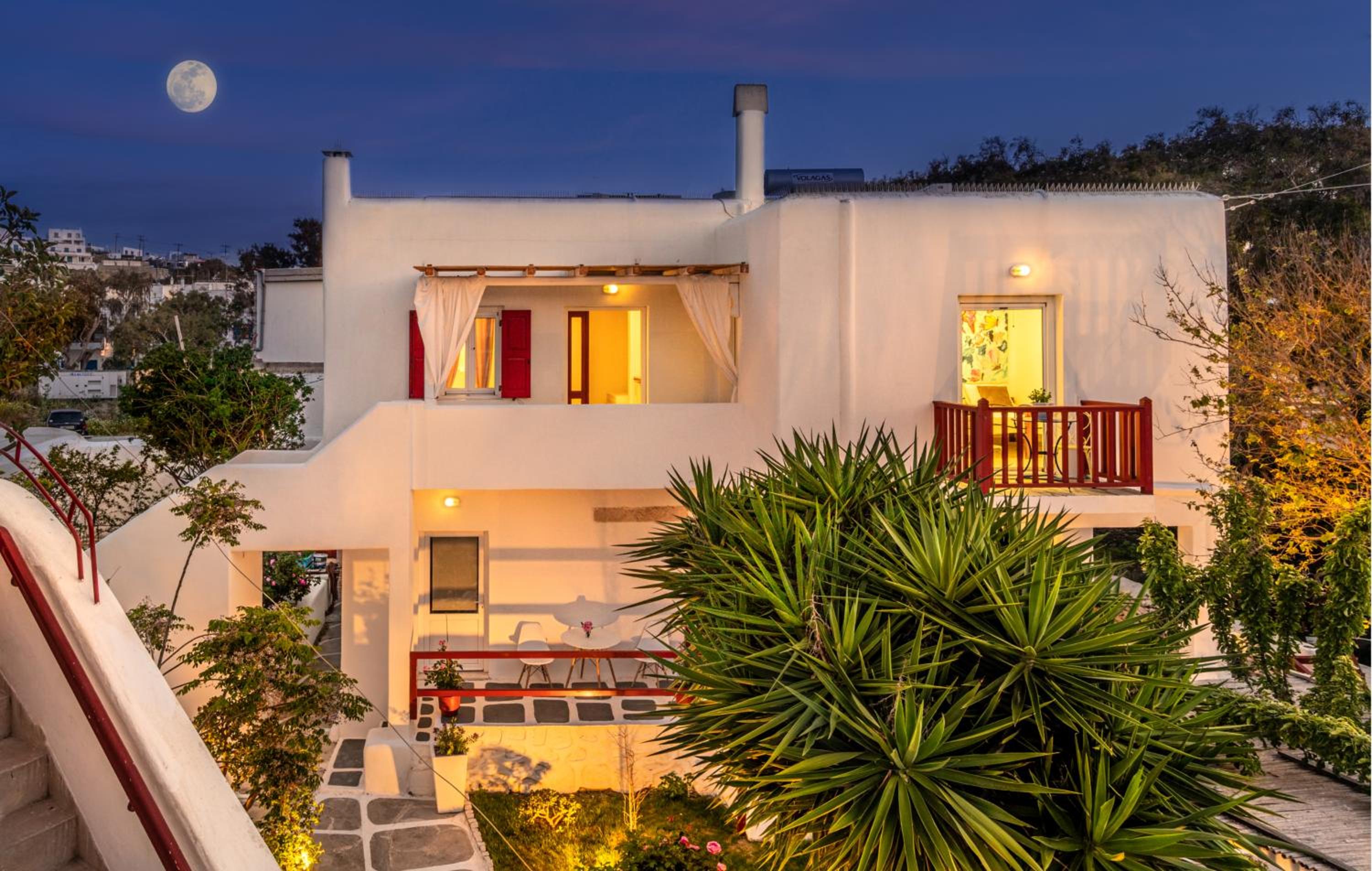 Dimelal Mykonos Town Apartments - Image 3