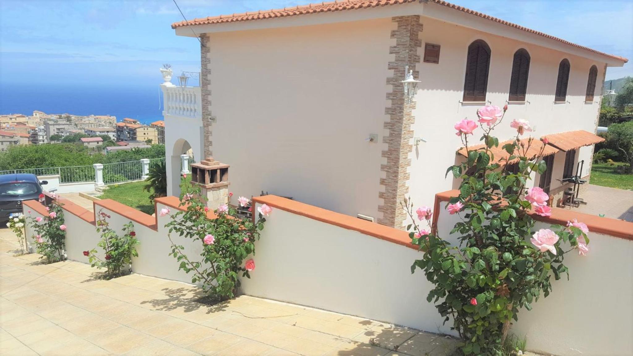 Villa Fontana view 3