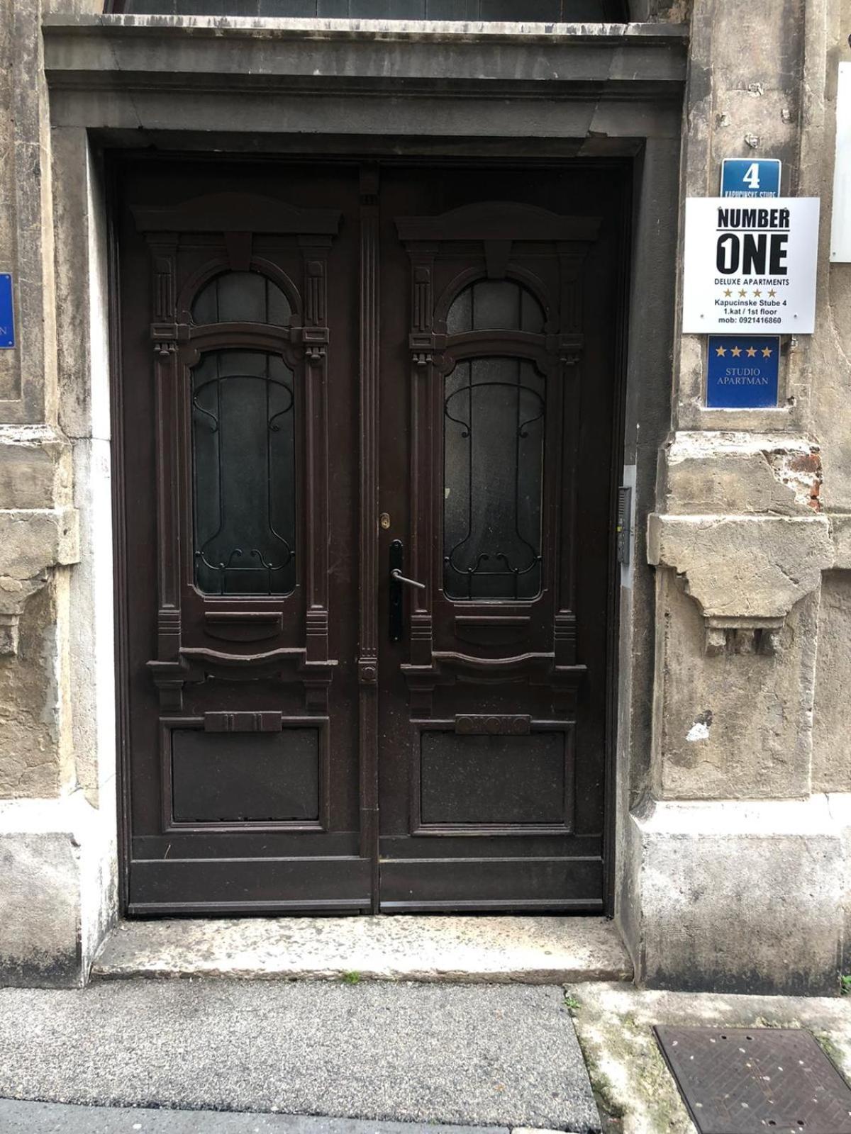 Hotel Number 1 Deluxe Apartments - Image 1