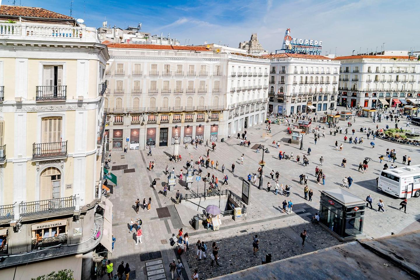 Unbeatable views of Puerta del Sol by Batuecas