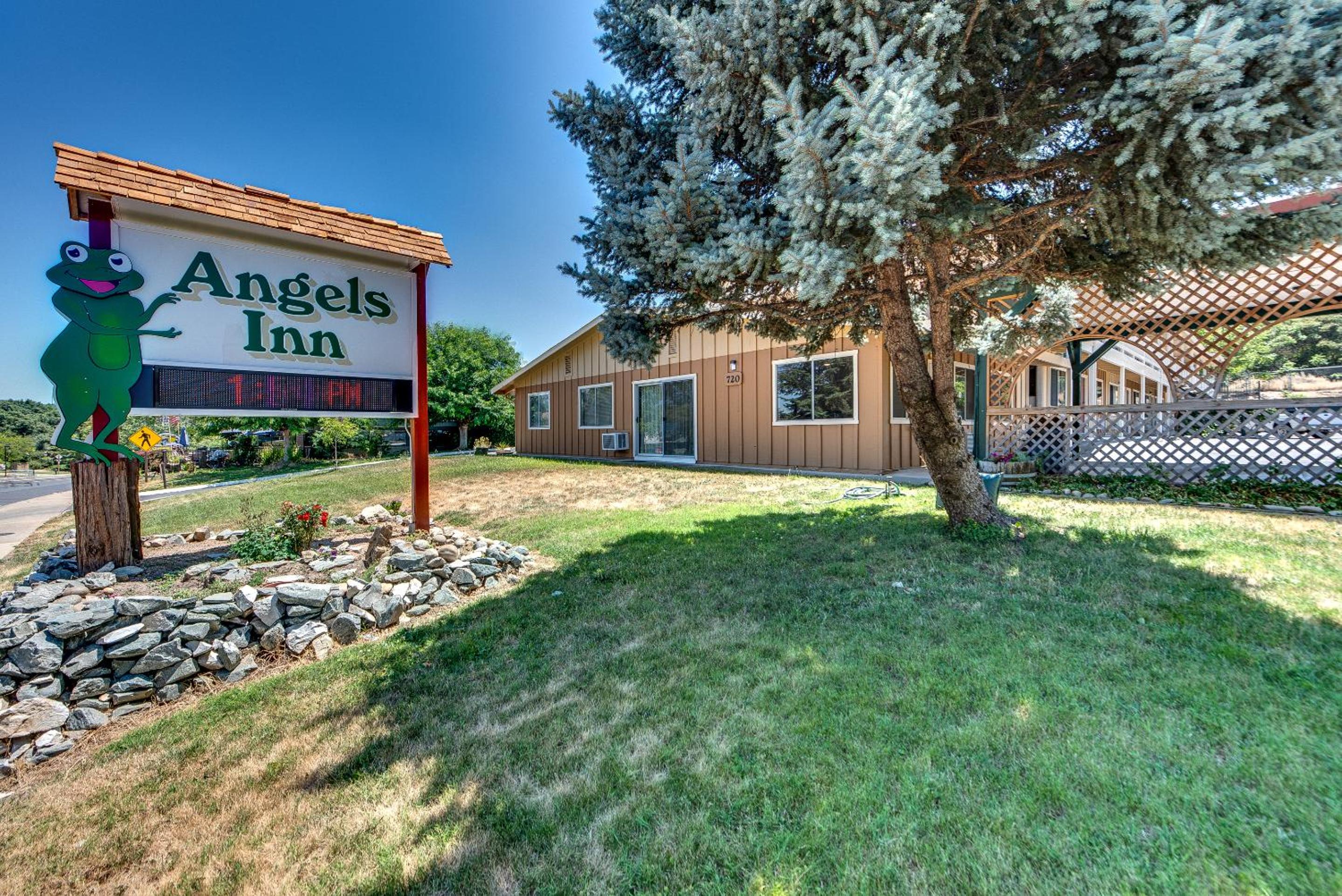 Angels Inn view 3