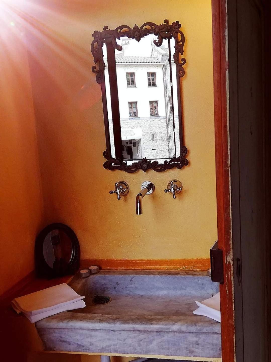 La Casa Rosa en Pigna