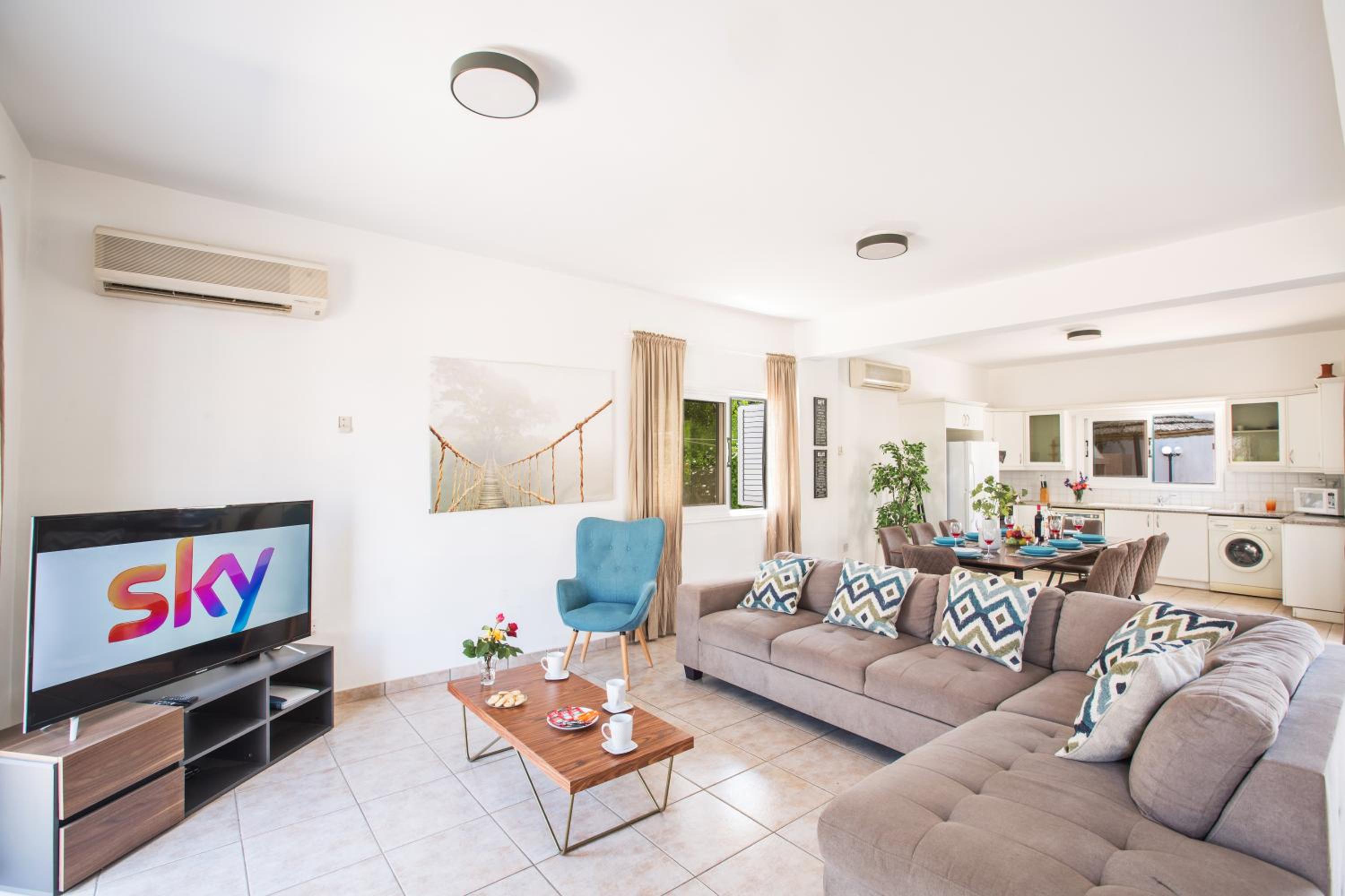 Jason Villas view 5