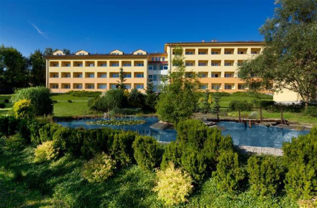 Hotel Kamalip Apartment Frymburk - Image 1