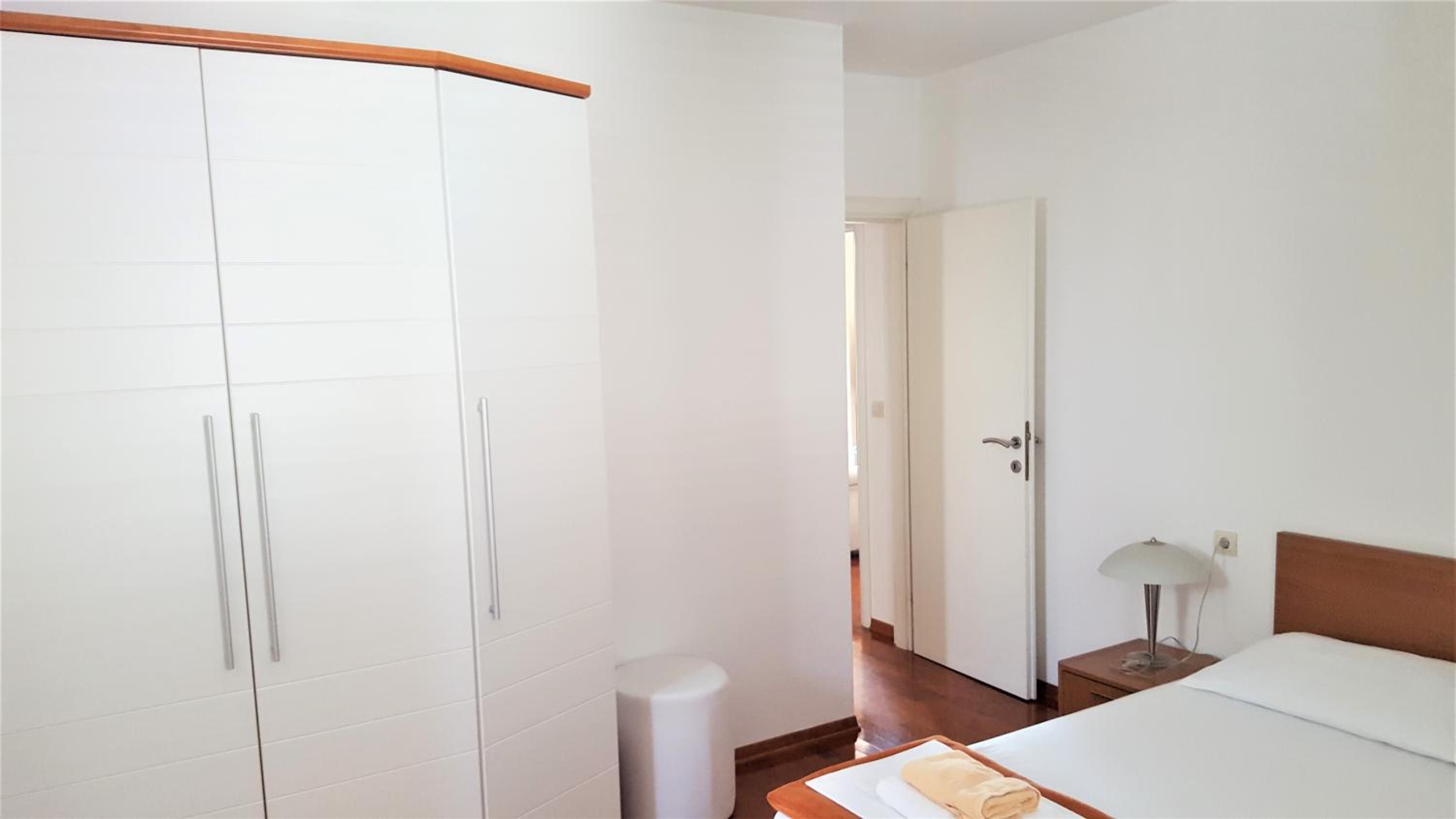 Apartments Laus