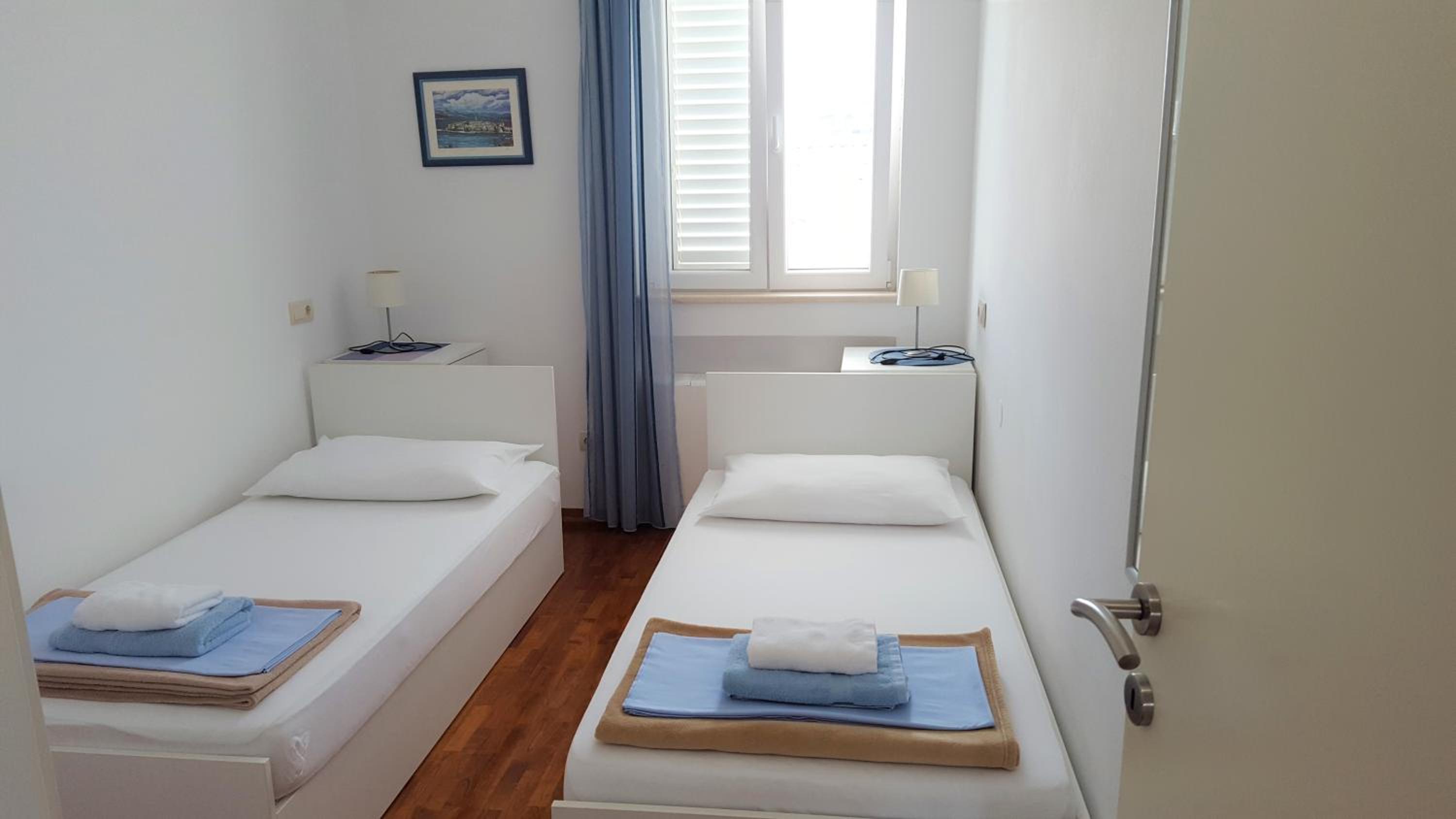 Apartments Laus