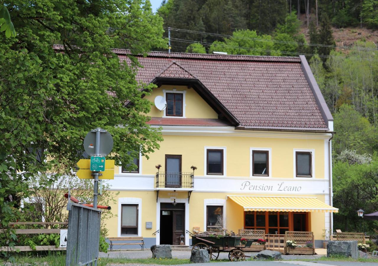 Pension Leano