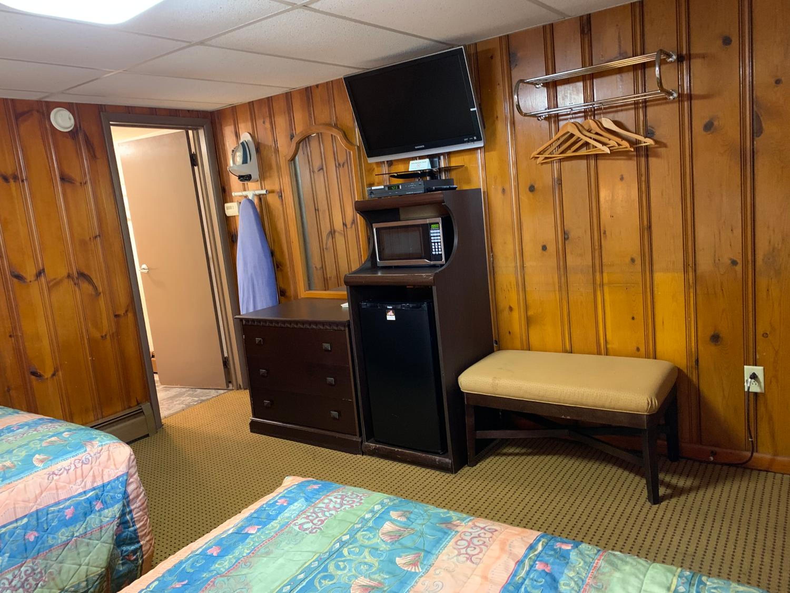 Budget Inn - Property Image 6