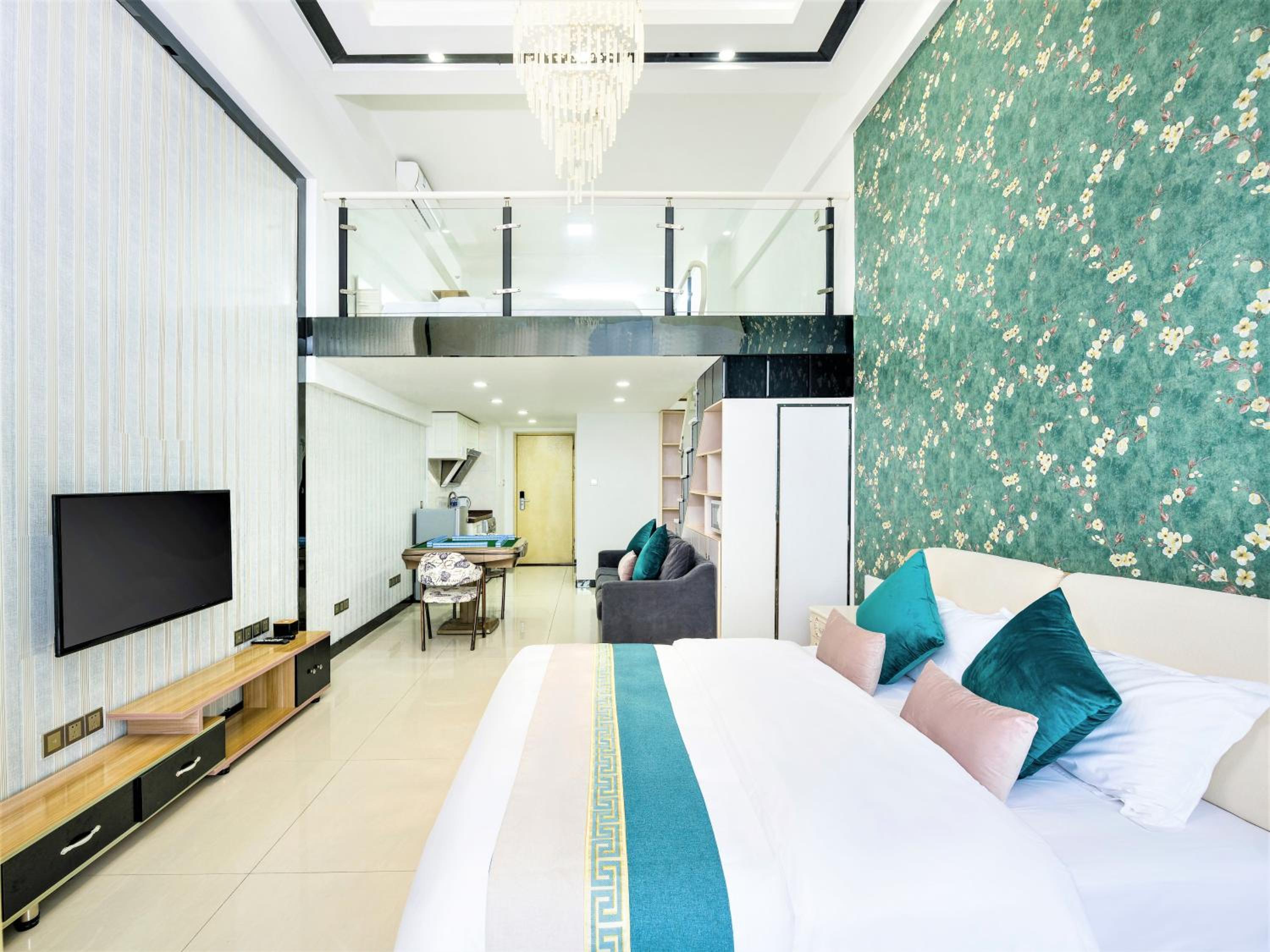 April Fair Duplex Apartment Guangzhou South Railway Station Ao Yuan Yue Shi Dai Branch