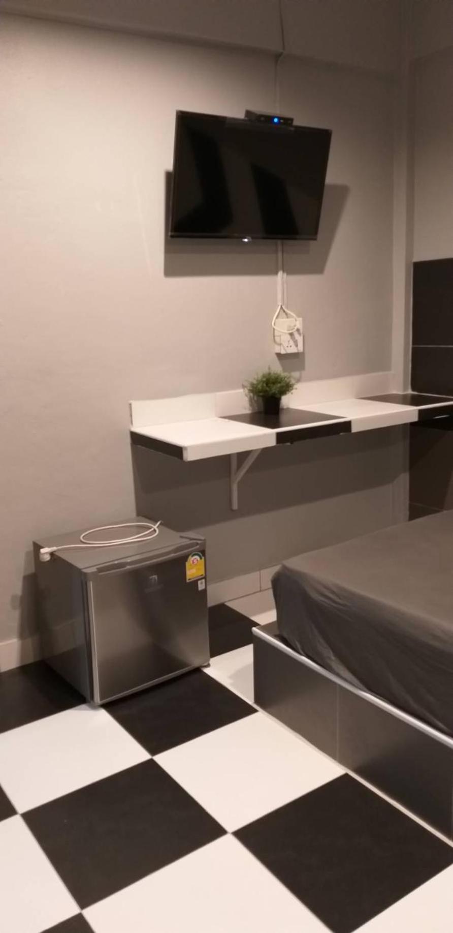 Benjamas hostels