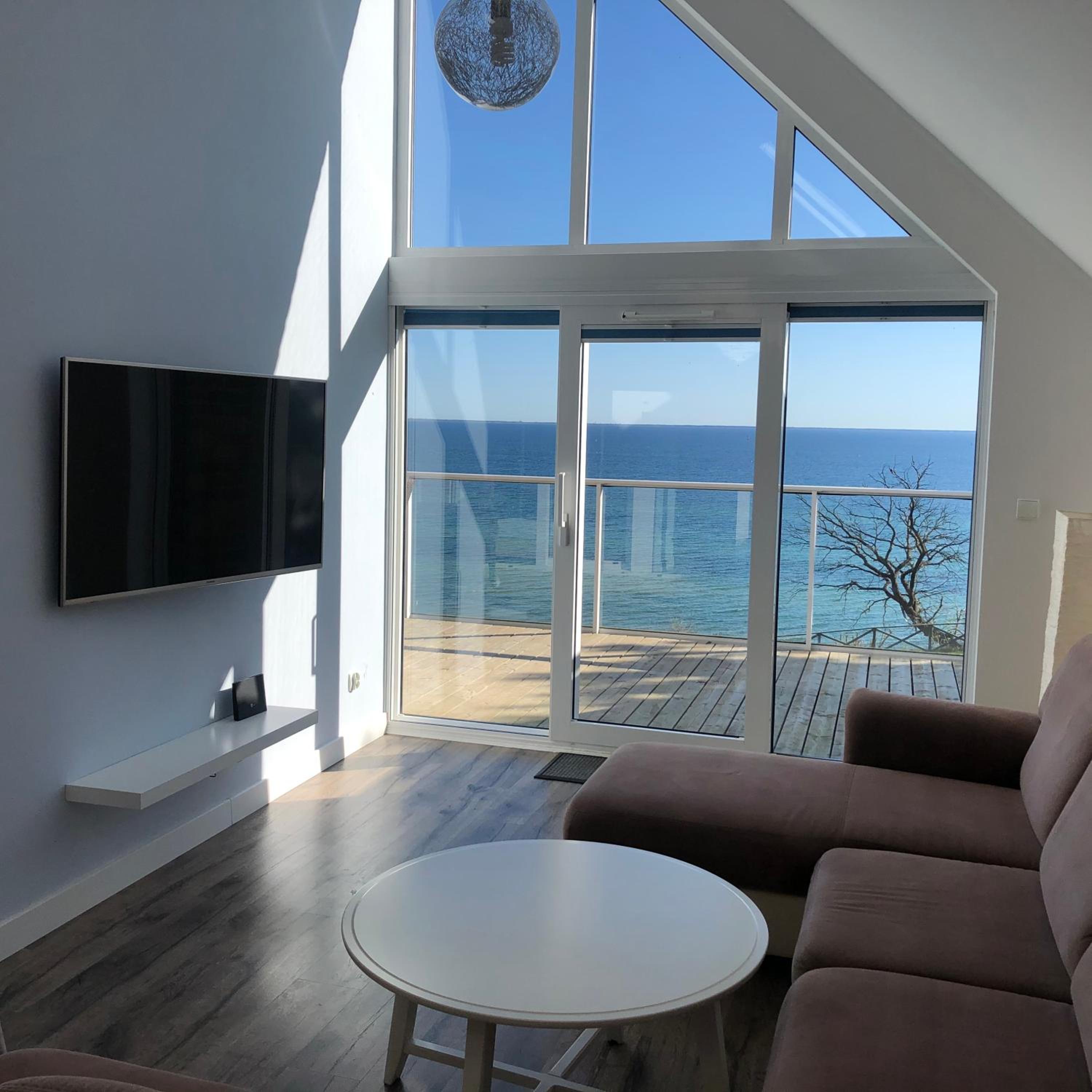 Amber Cliff view 3