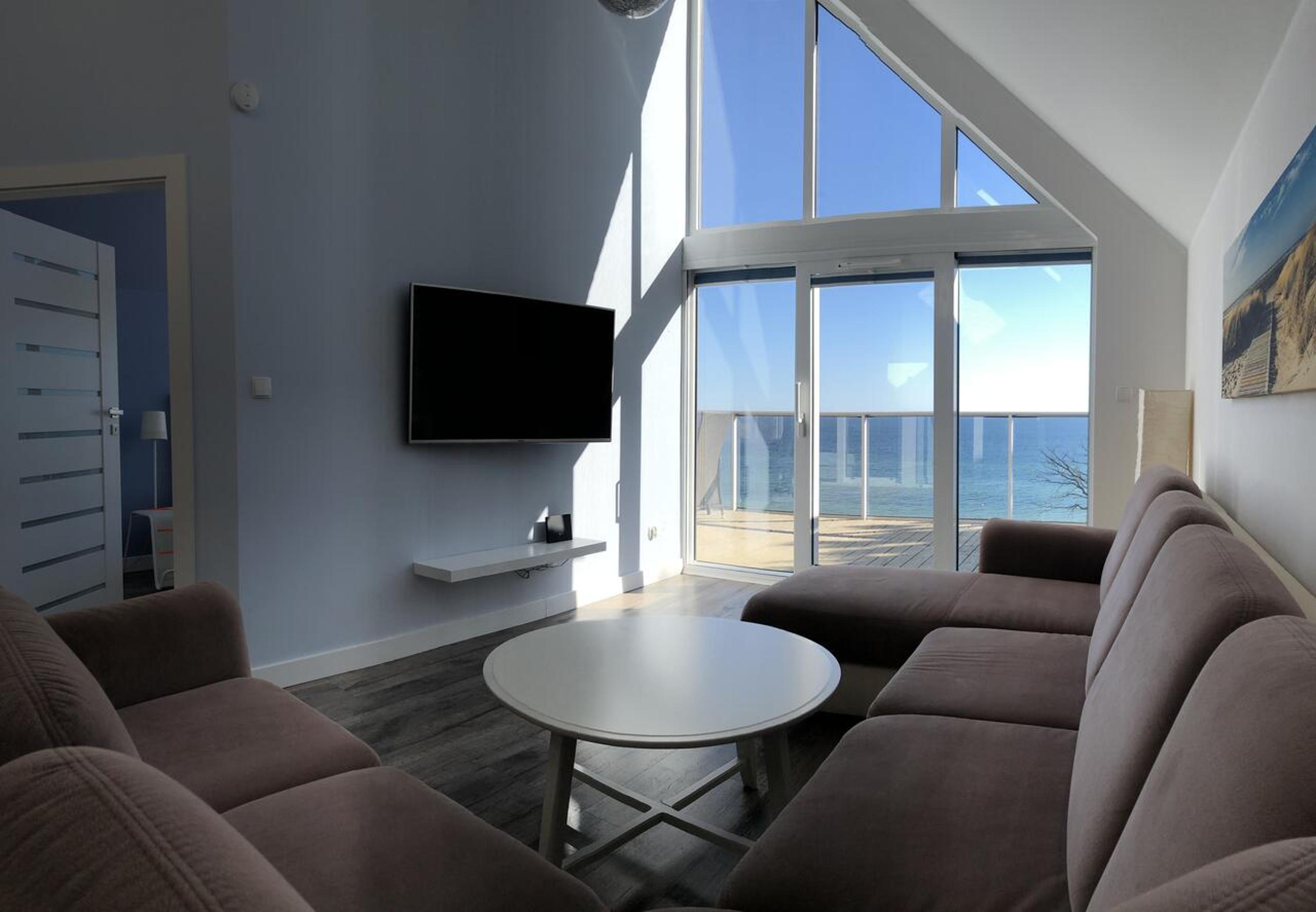 Amber Cliff view 4