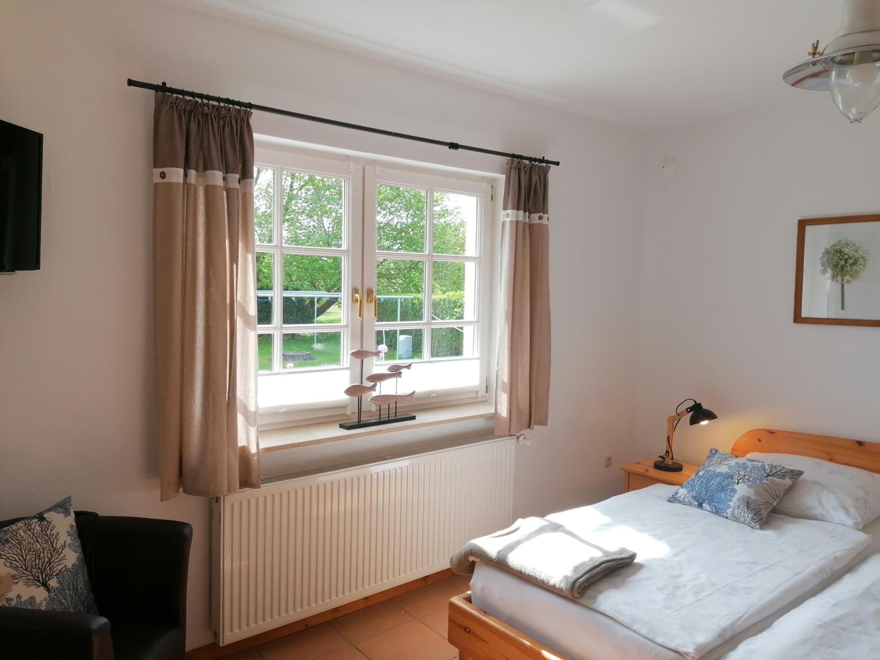 Boddenhus auf Rügen - Ferienwohnungen und Pension view 5