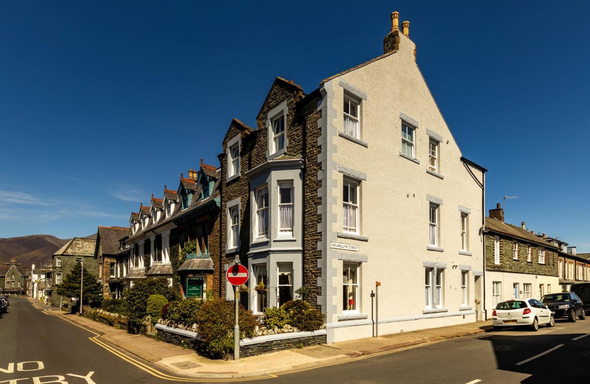 Dorchester House view 3