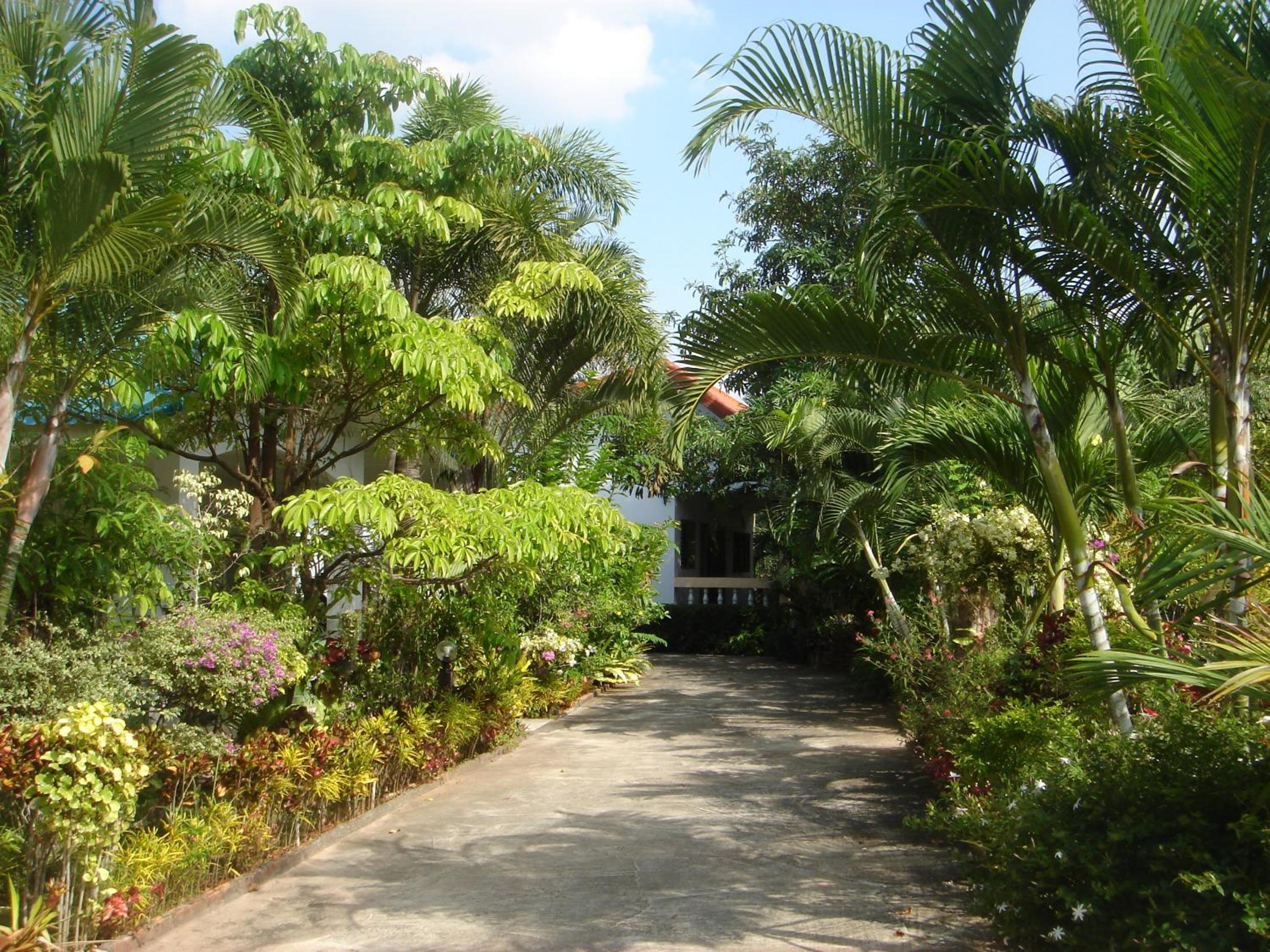 Real Relax Resort