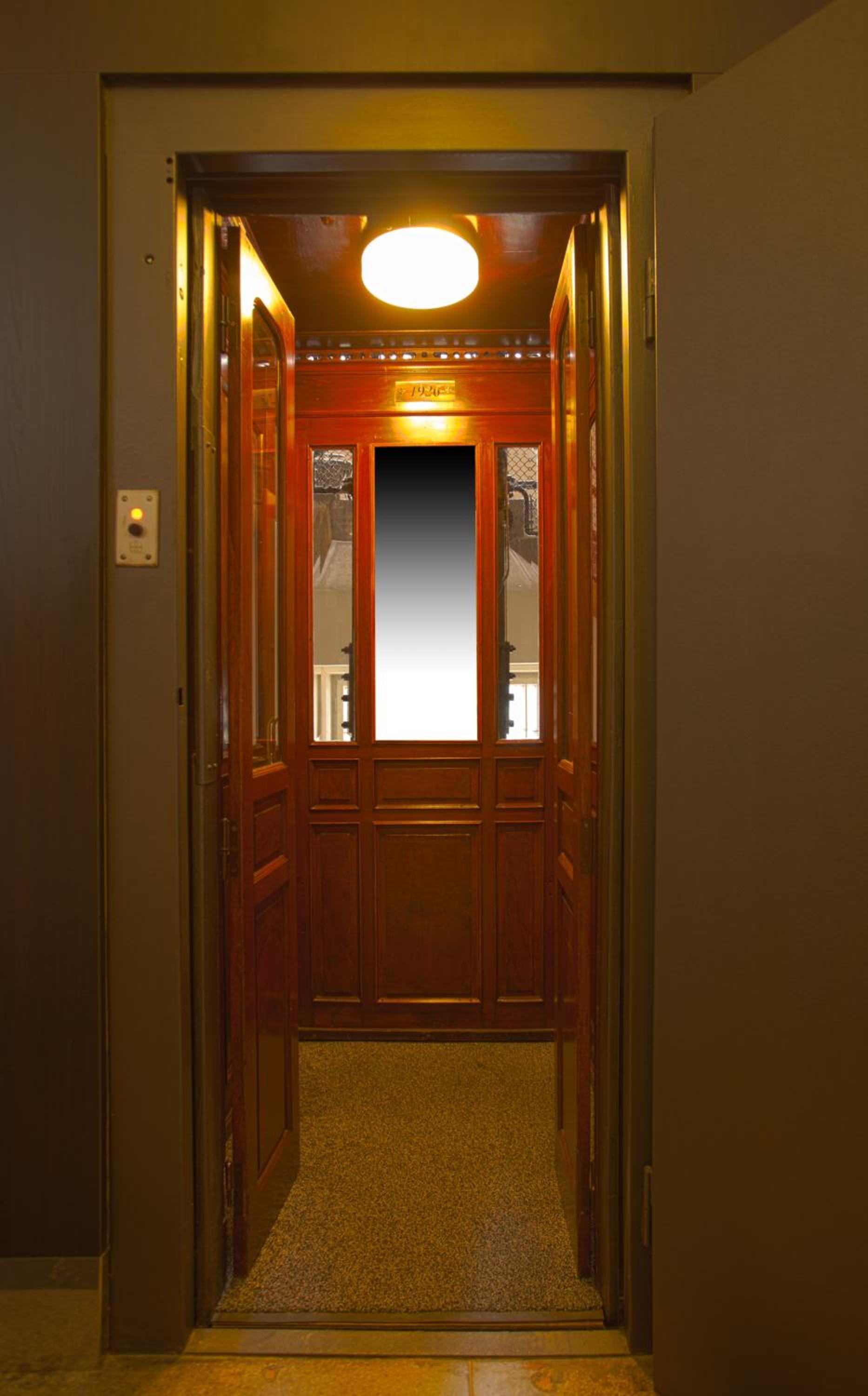 Booking Rooms