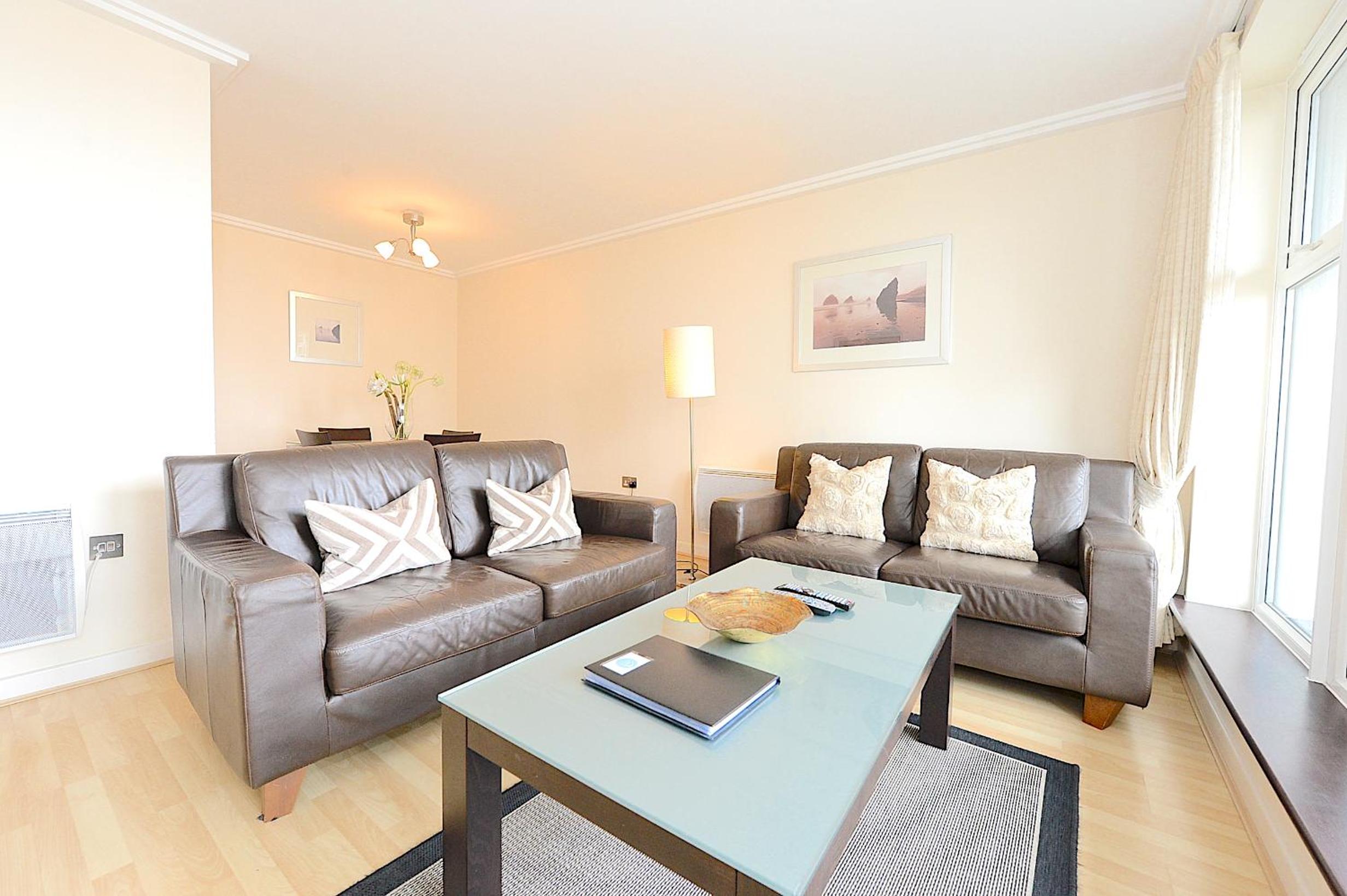 Centrium - Woking Town Centre by Deilamy Homes view 2