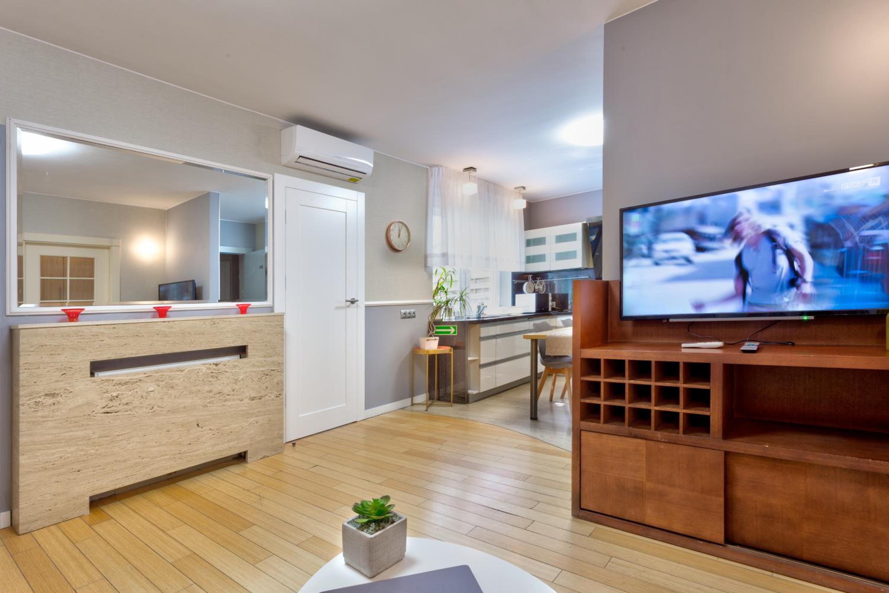 JessApart– Babka Tower Apartment