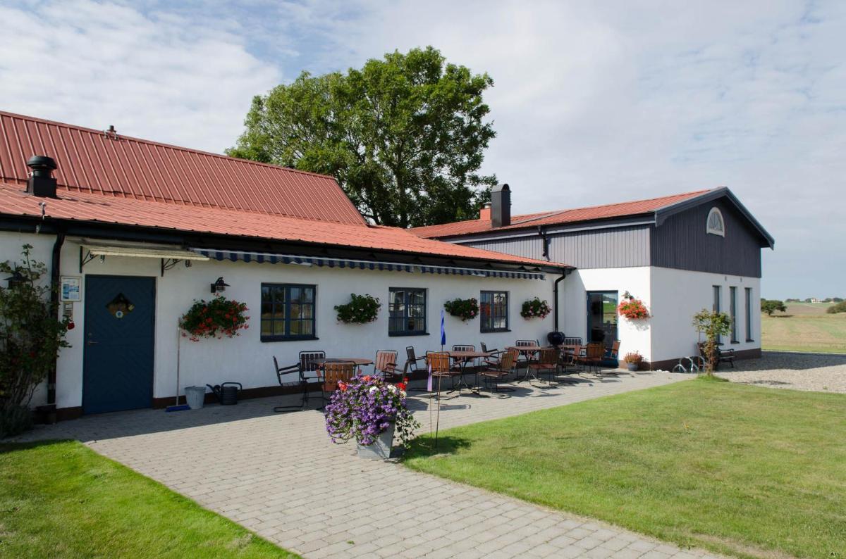 Hotel Österlens Karlsgård - Image 1