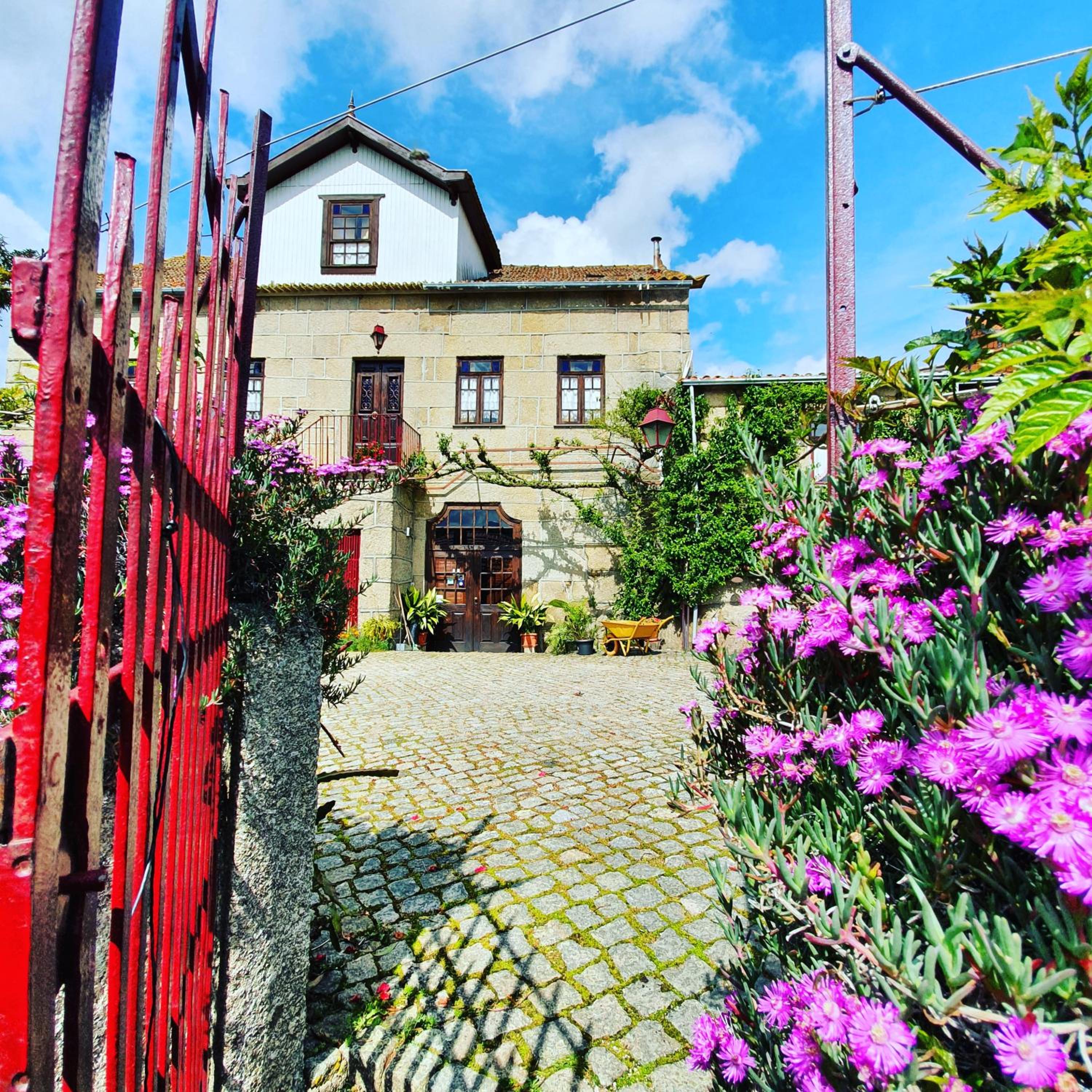 Casa do Fundo - Sustainable & Ecotourism