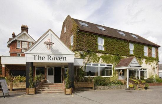 Hook Vacations - Raven Hotel by Greene King Inns - Property Image 1