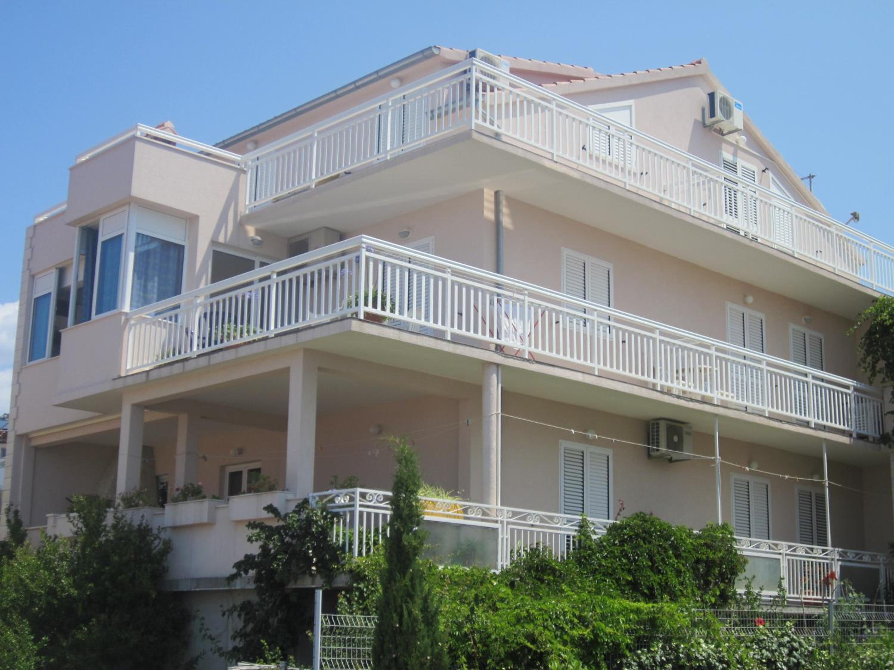 Apartments Kresic