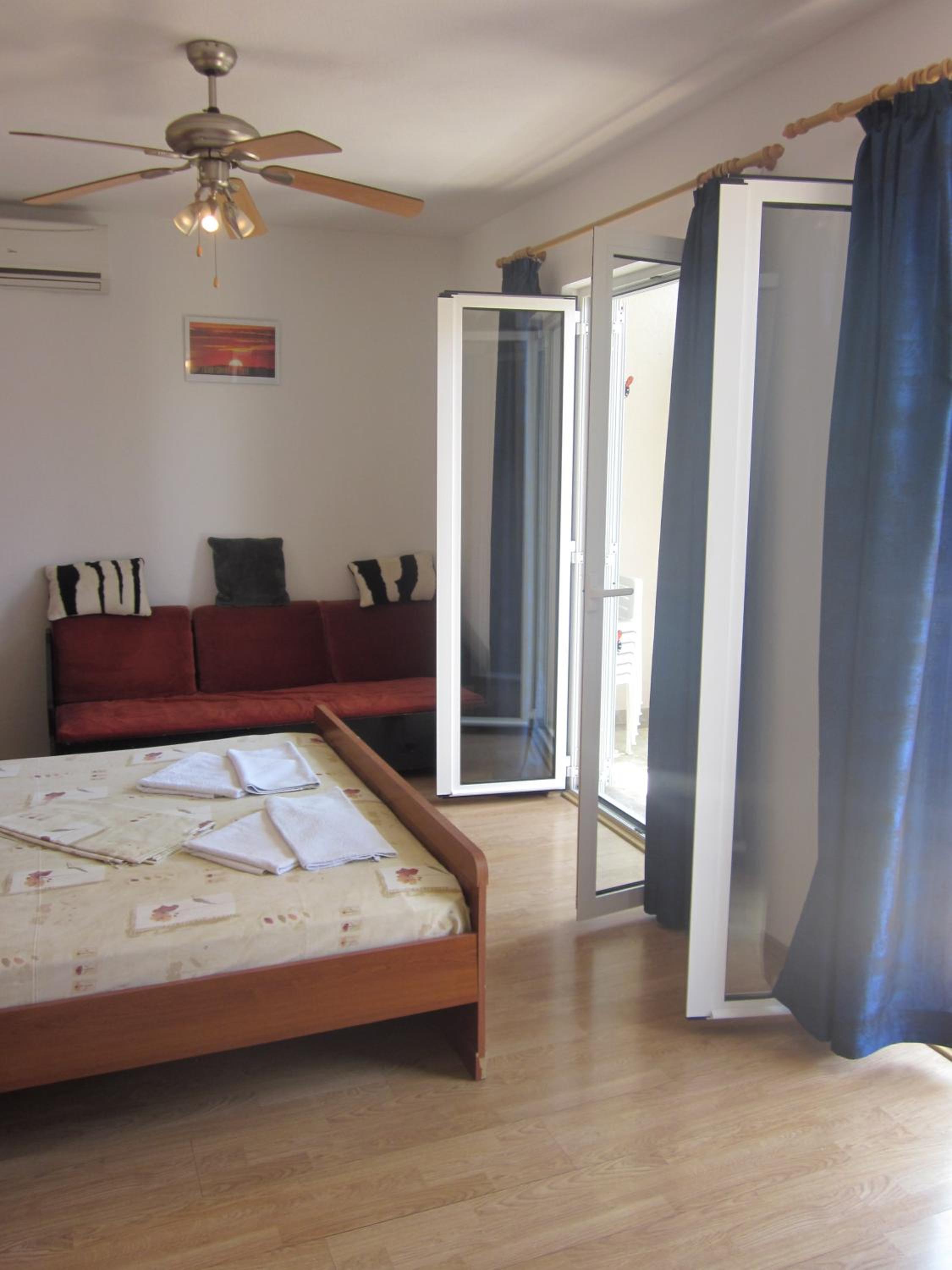 Apartments Kresic