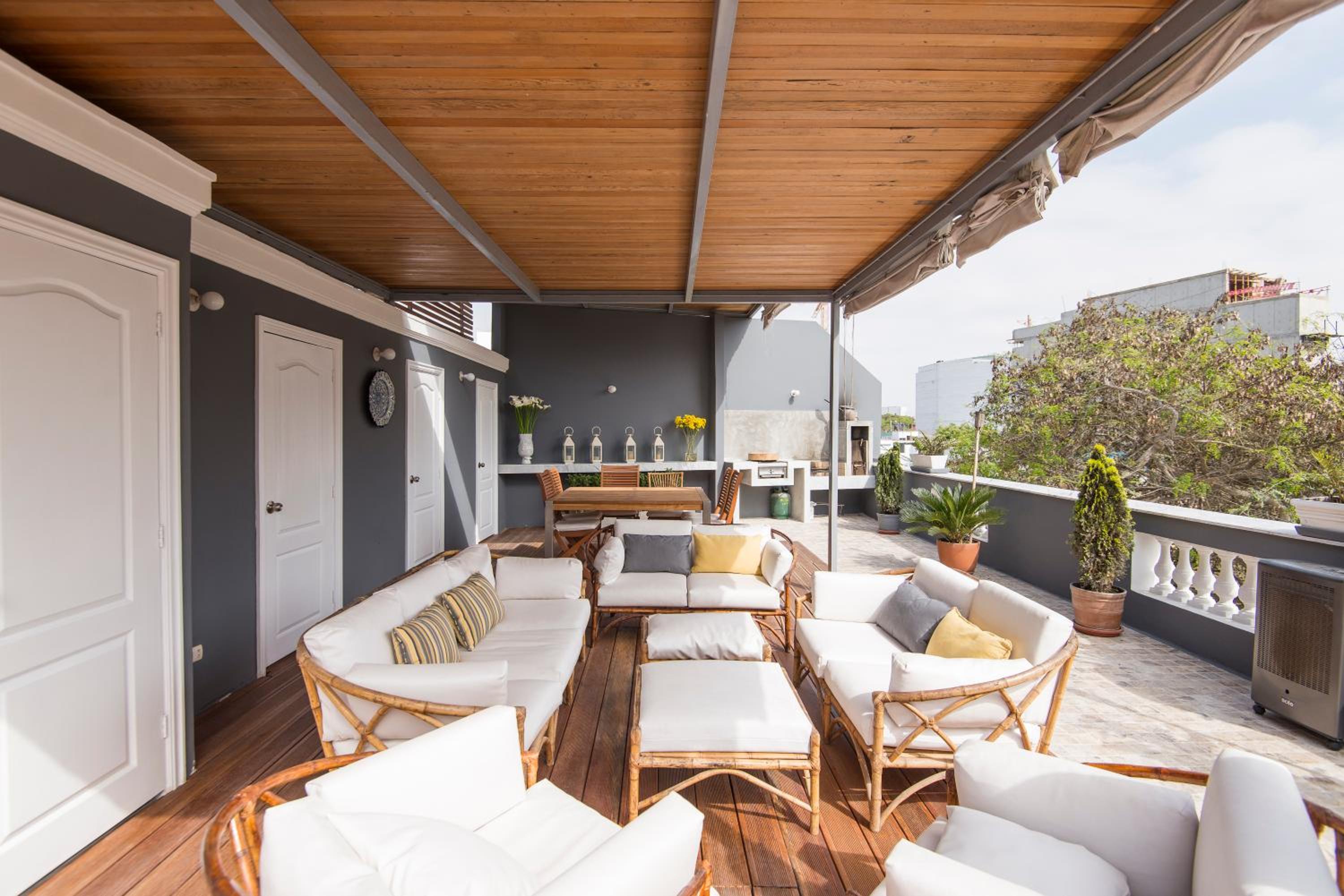 Manor House Lima view 2