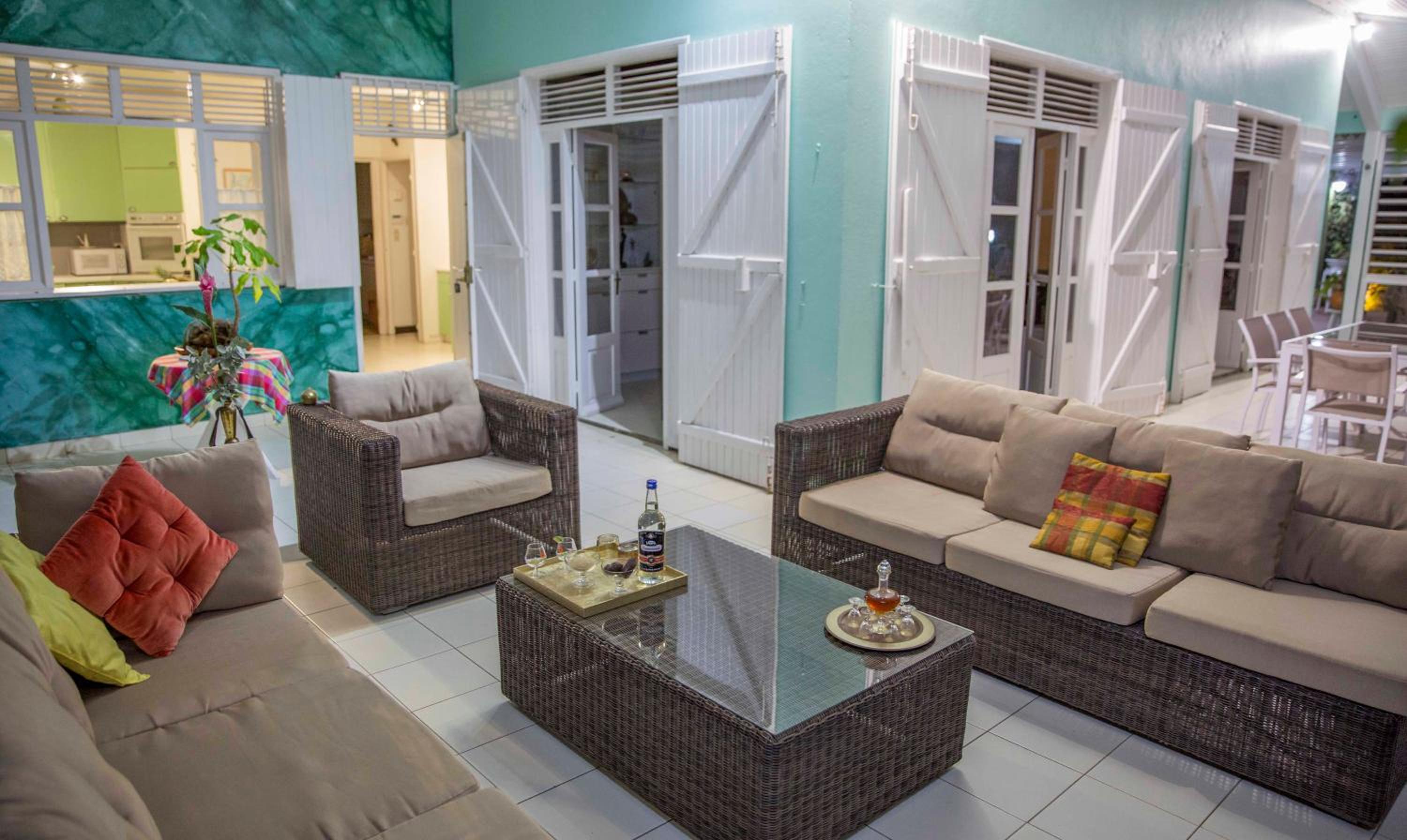 lounge