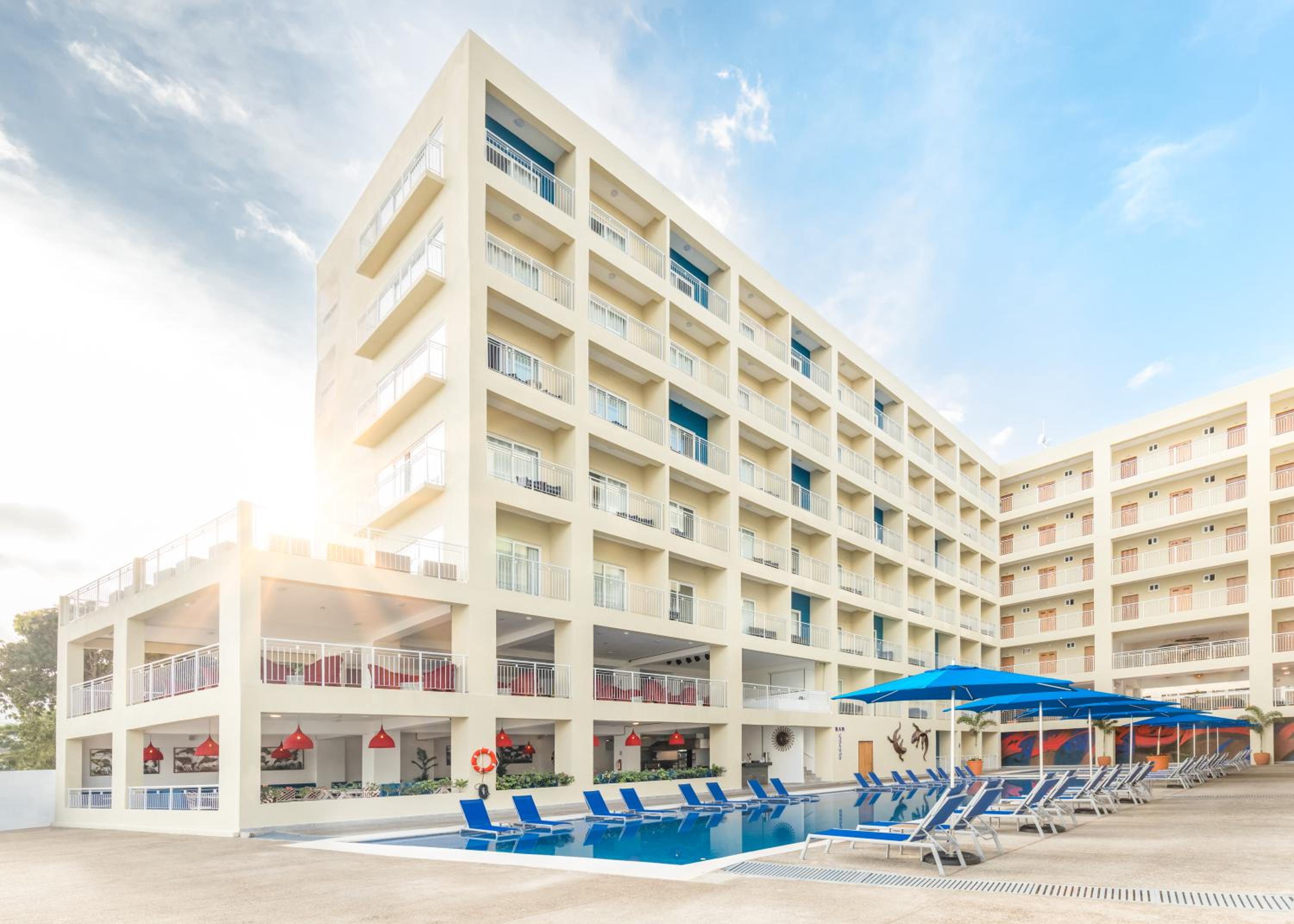 Puerto Vallarta Vacations - Decameron La Marina Guayabitos, Ramada All-Inclusive Resort - Property Image 1