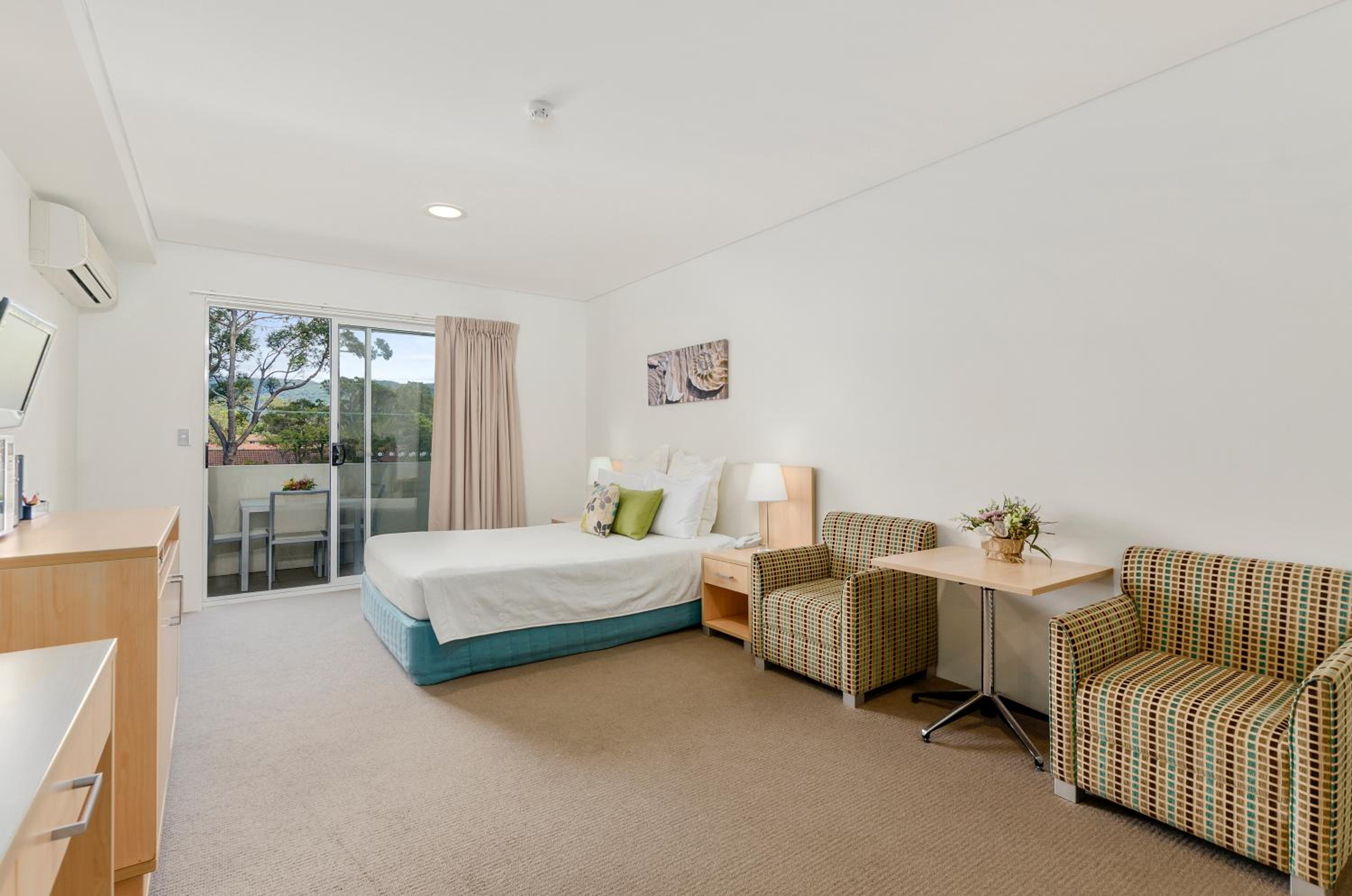 Wollongong Vacations - Quality Suites Pioneer Sands - Property Image 12