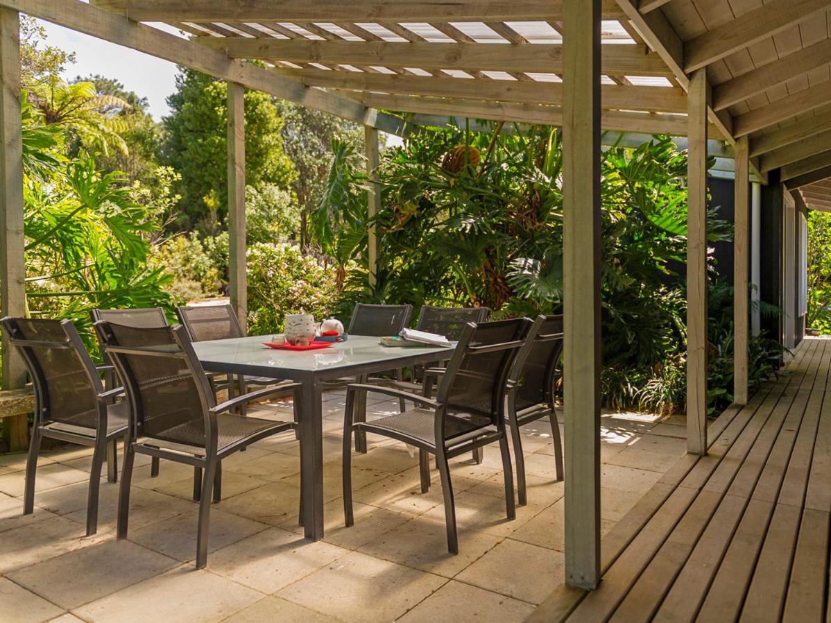 Hahei Hideaway - Hahei Holiday Home view 4