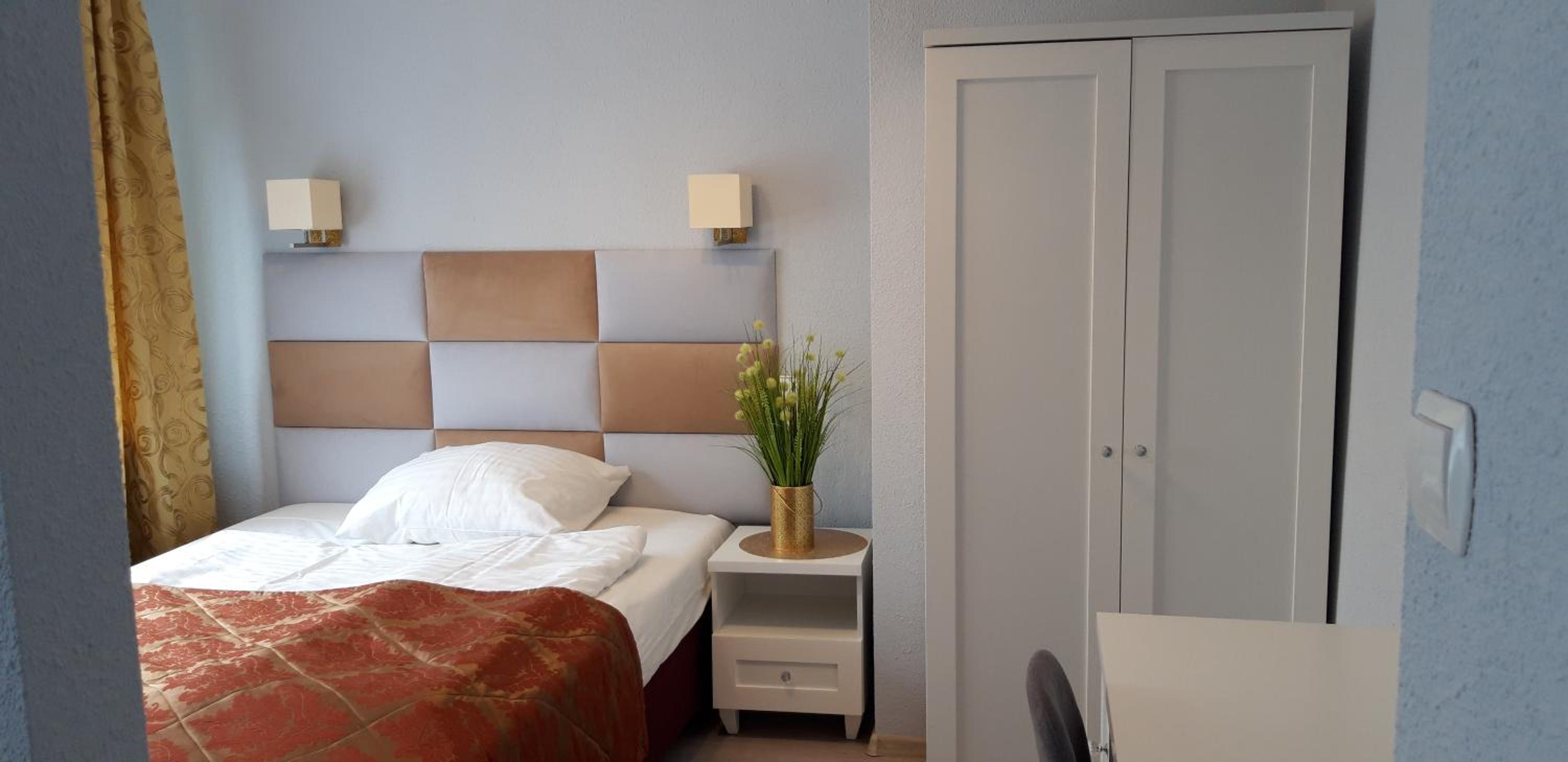 hotel room