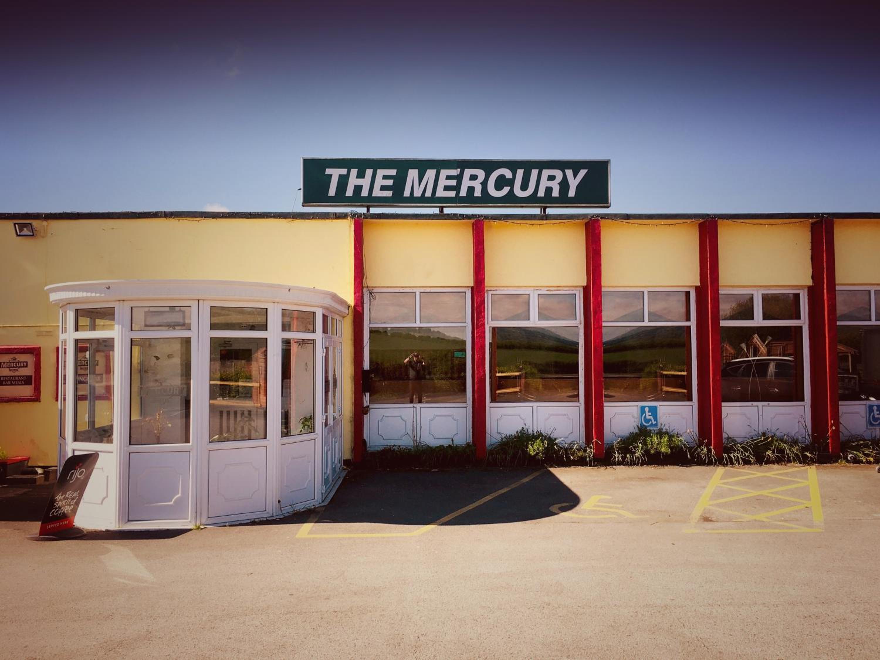 Bolton Vacations - The Mercury - Property Image 1