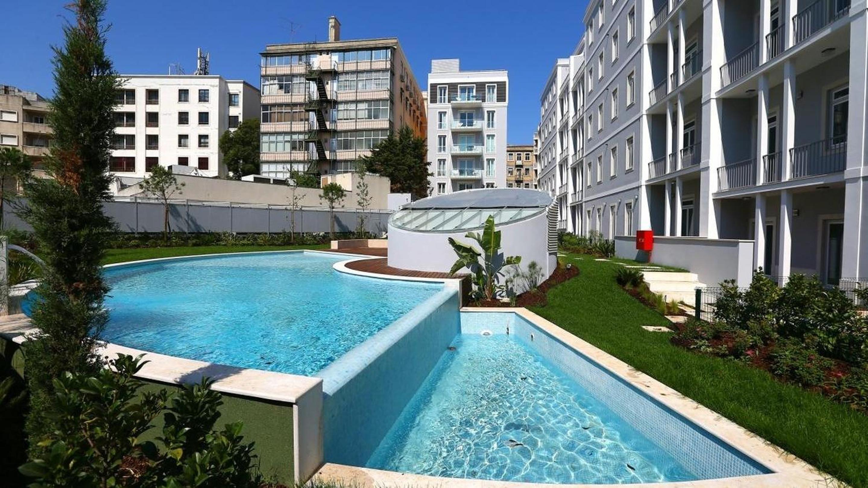 FLH Marquês Rooftop with Balcony view 2